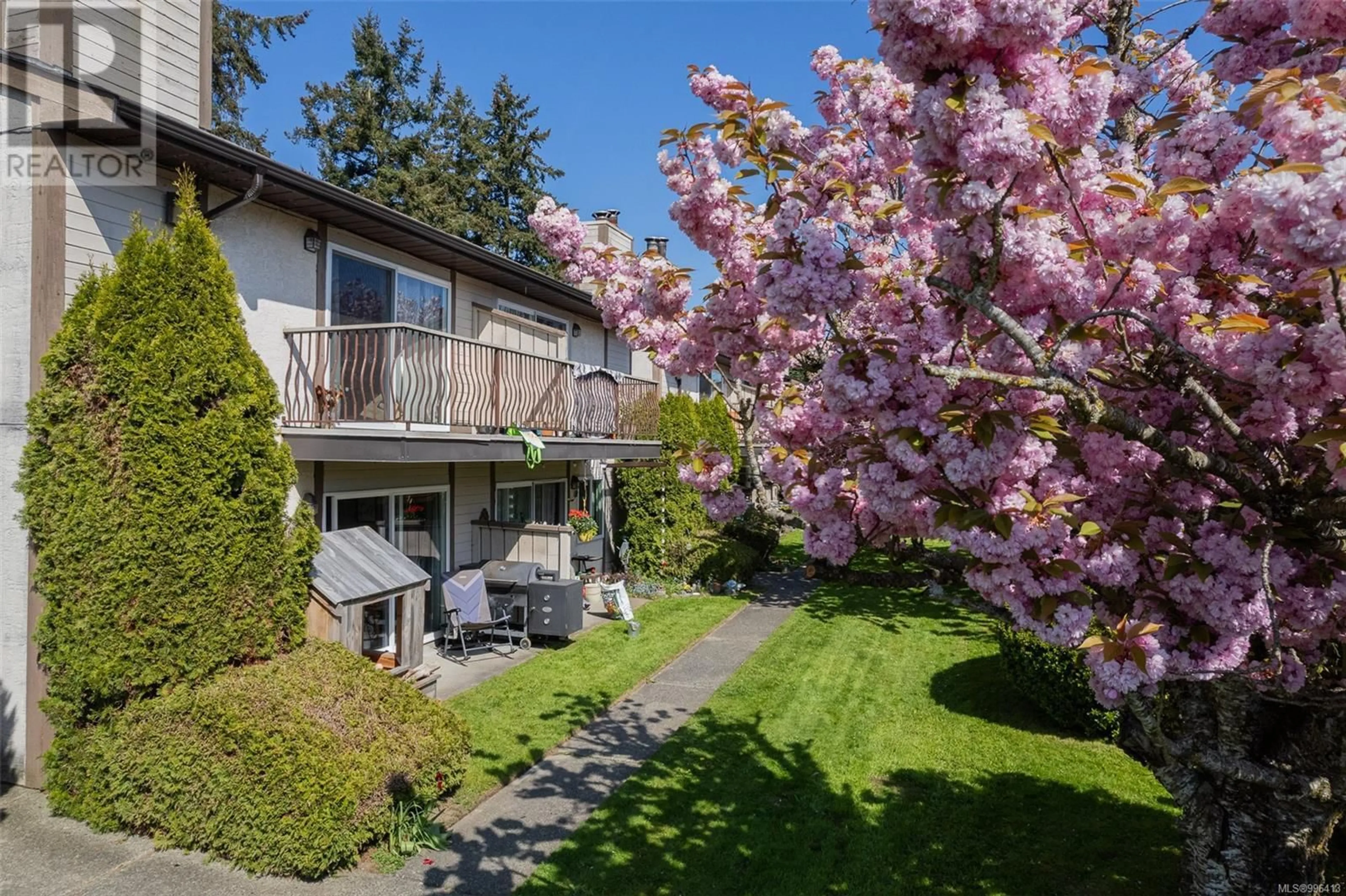 Patio, street for 2 - 1040 TRUNK ROAD, Duncan British Columbia V9L2S5