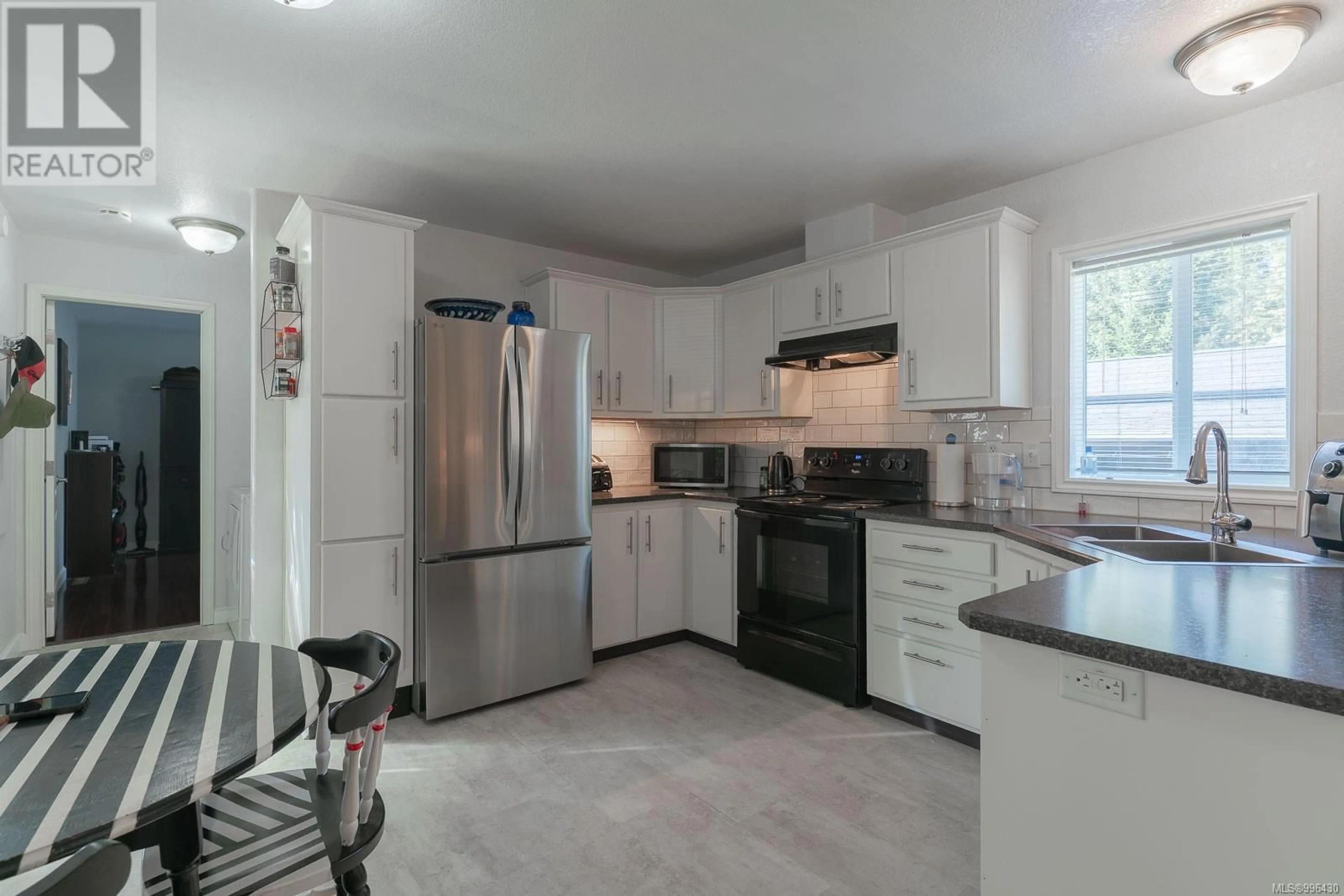 Open concept kitchen, unknown for 7 - 525 JIM CRAM DRIVE, Ladysmith British Columbia V9G0A5