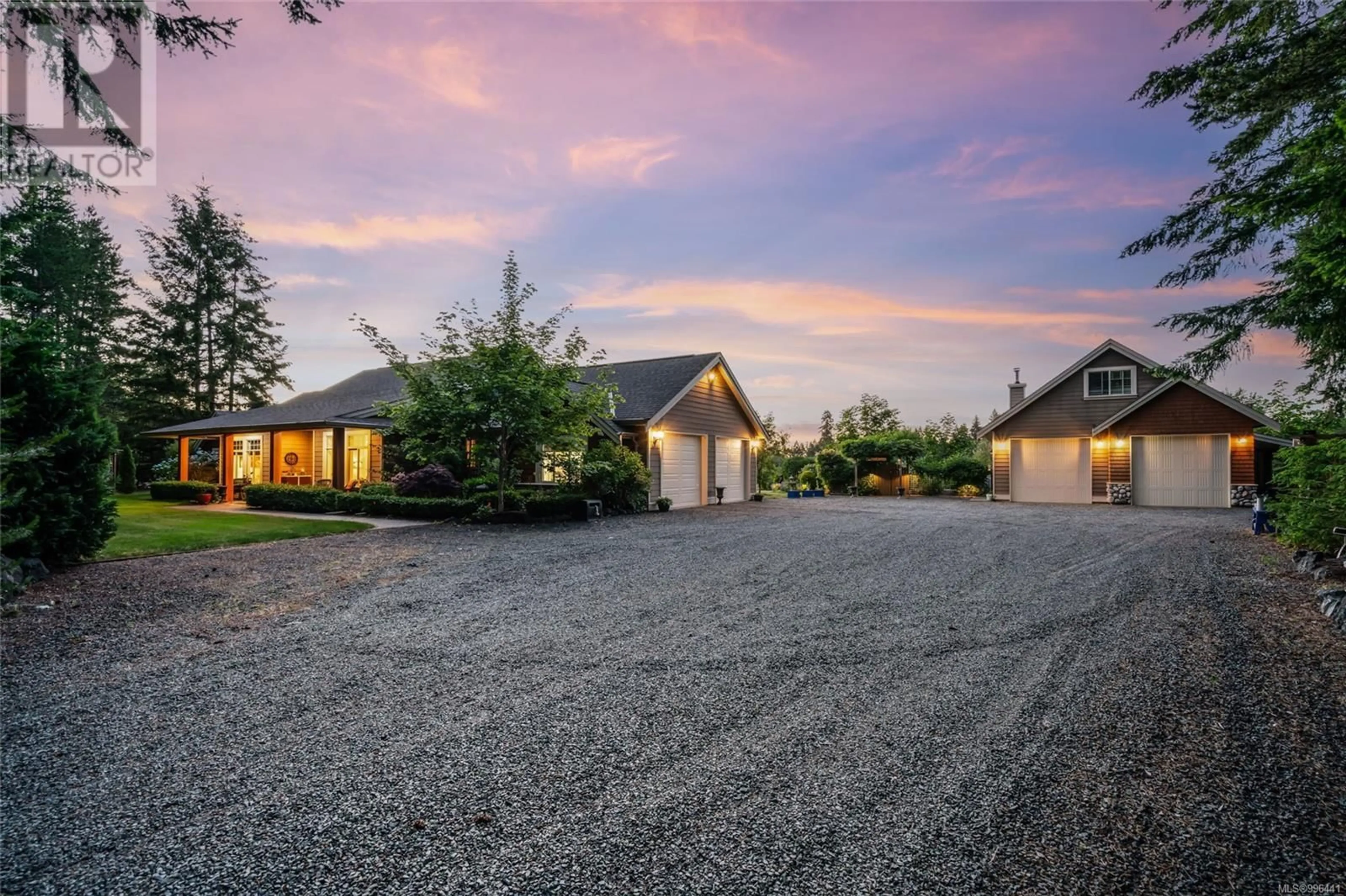 A pic from outside/outdoor area/front of a property/back of a property/a pic from drone, street for 905 RIVERS EDGE DRIVE, Nanoose Bay British Columbia V9P9L6