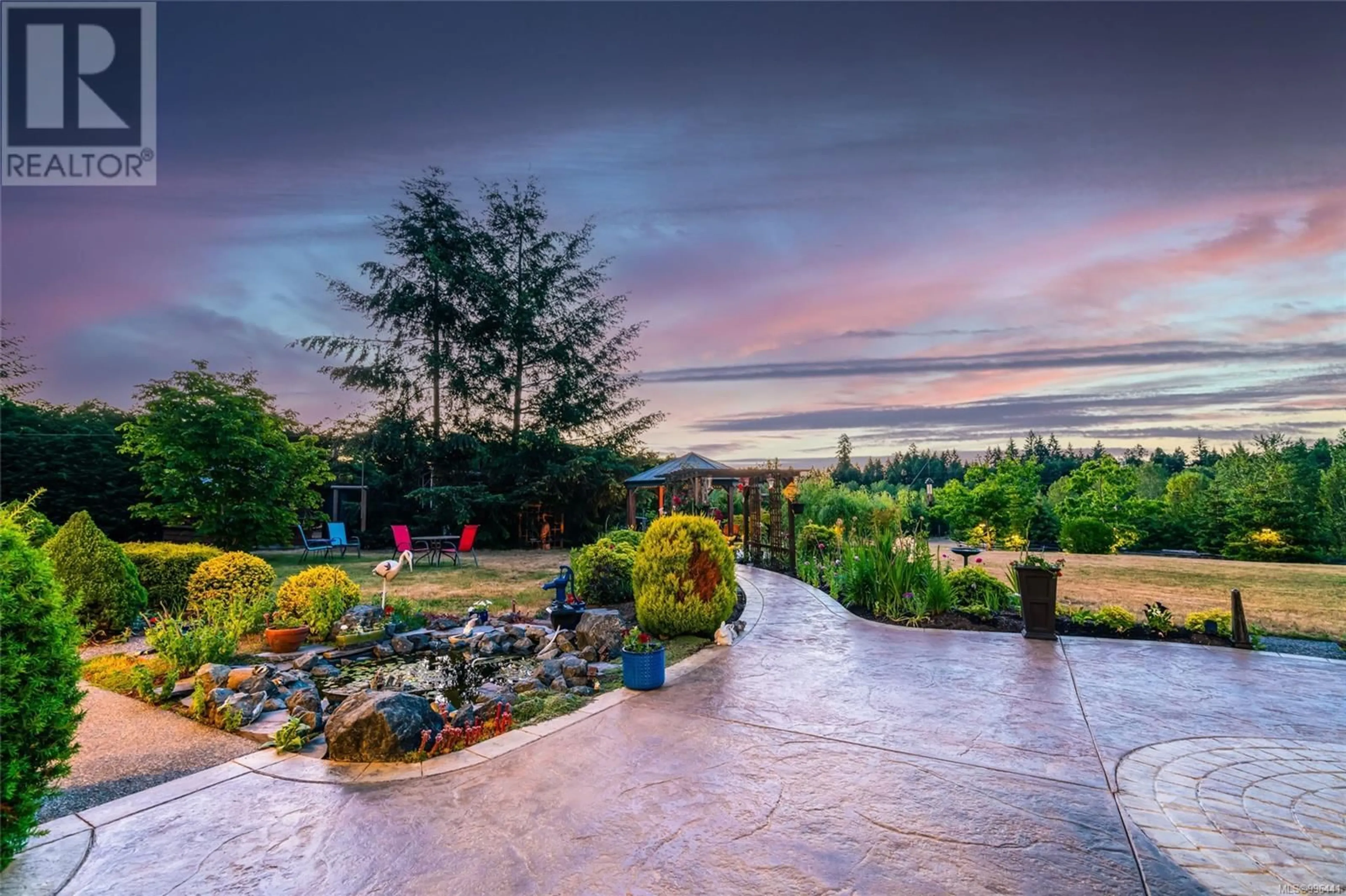 Patio, water/lake/river/ocean view for 905 RIVERS EDGE DRIVE, Nanoose Bay British Columbia V9P9L6