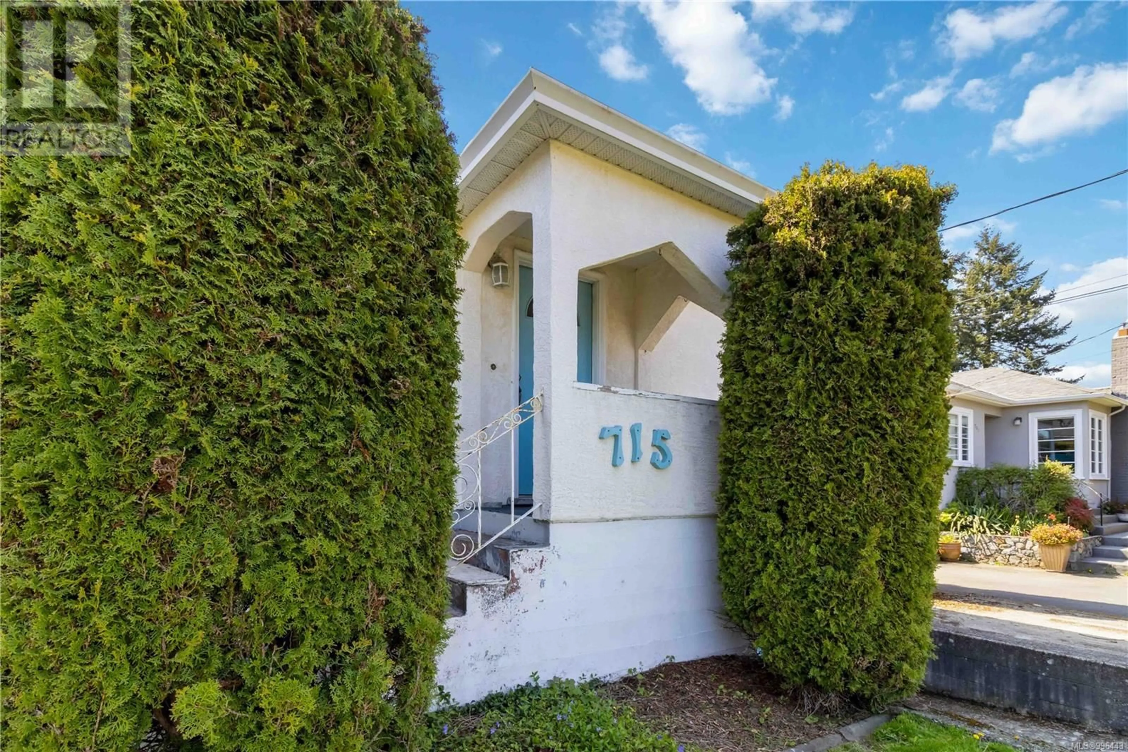 Unknown for 715 MIDDLETON STREET, Saanich British Columbia V9A2E1