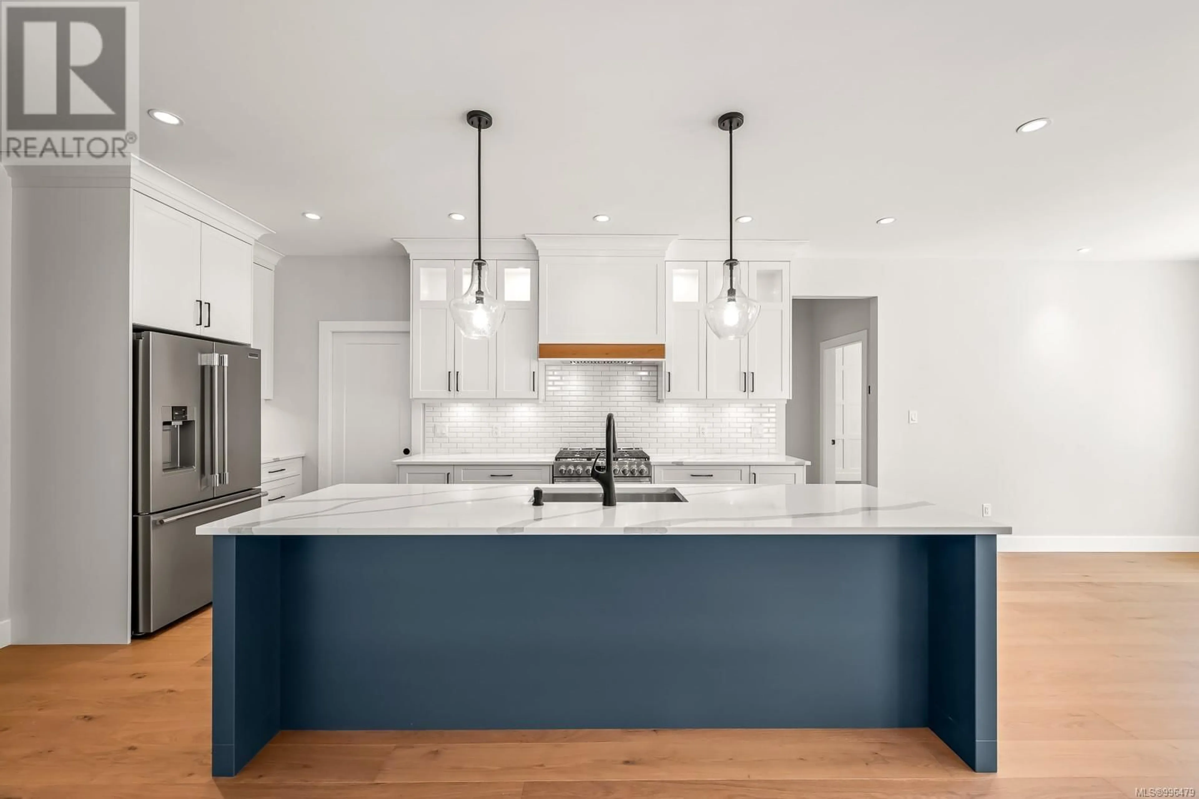 Contemporary kitchen, unknown for 3275 MARYGROVE PLACE, Courtenay British Columbia V9N0E7
