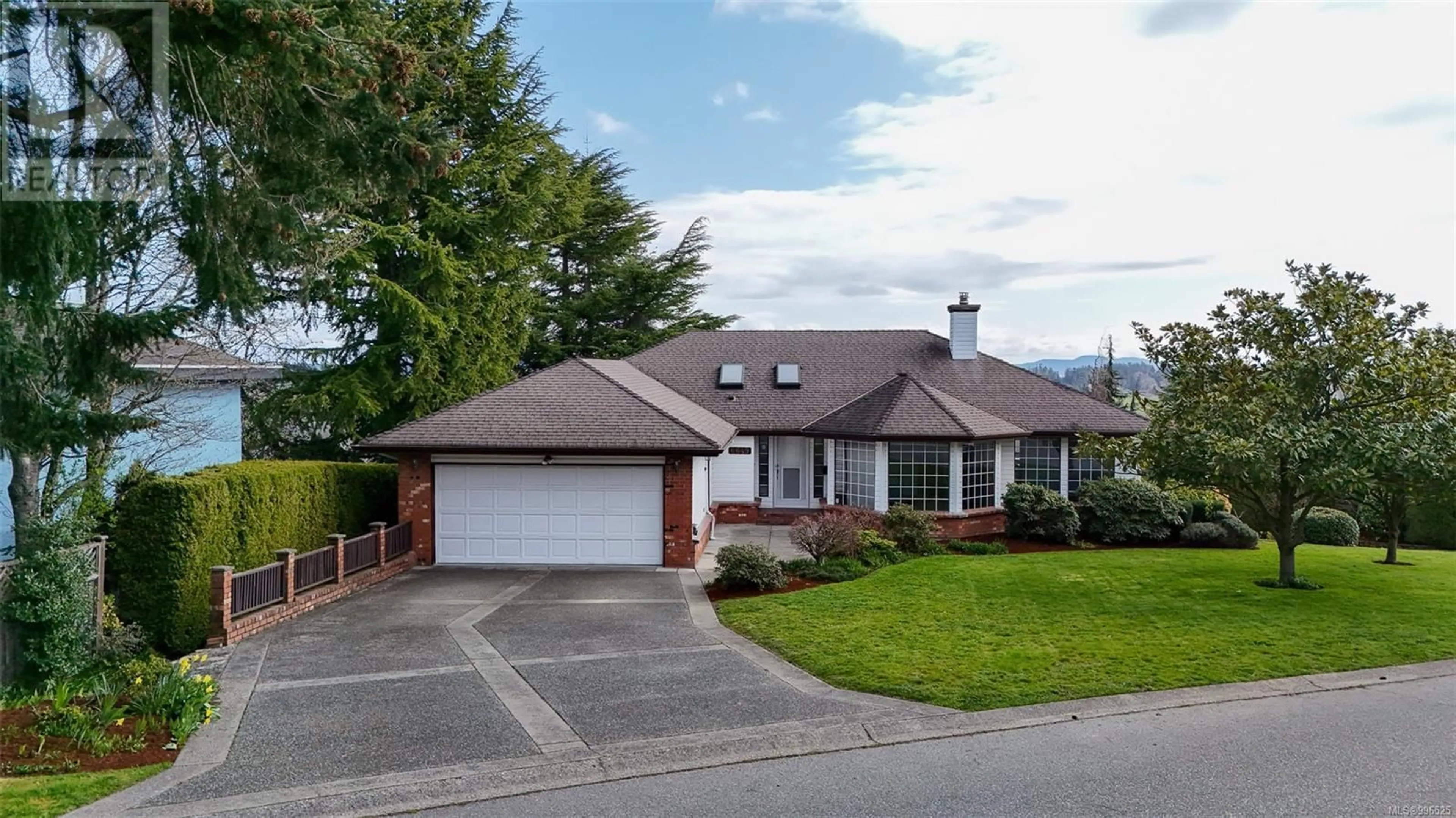 Home with brick exterior material, street for 6649 TAMANY DRIVE, Central Saanich British Columbia V8Z6Y9