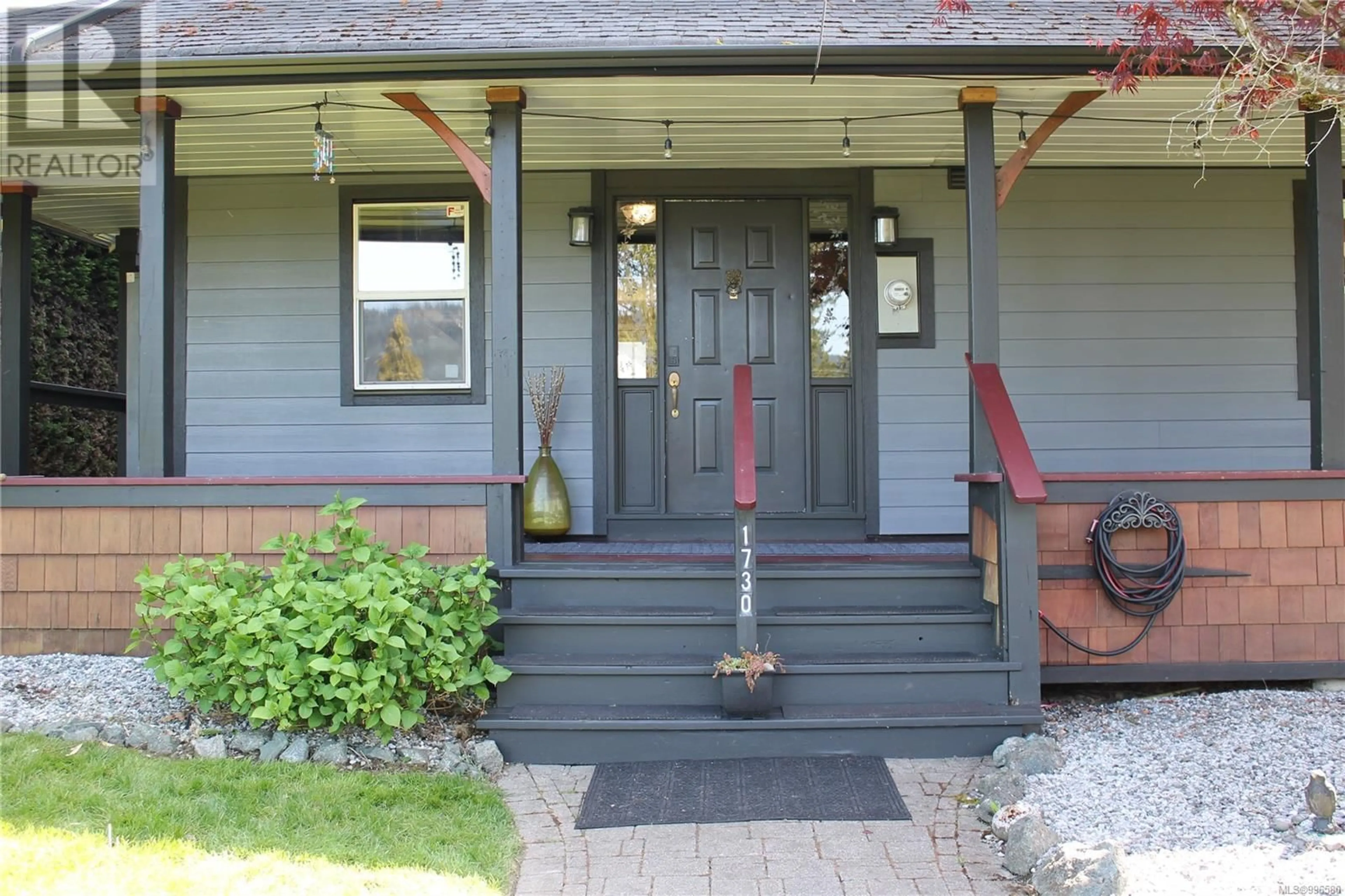 Indoor entryway for 1730 PAVENHAM ROAD, Cowichan Bay British Columbia V0R1N1