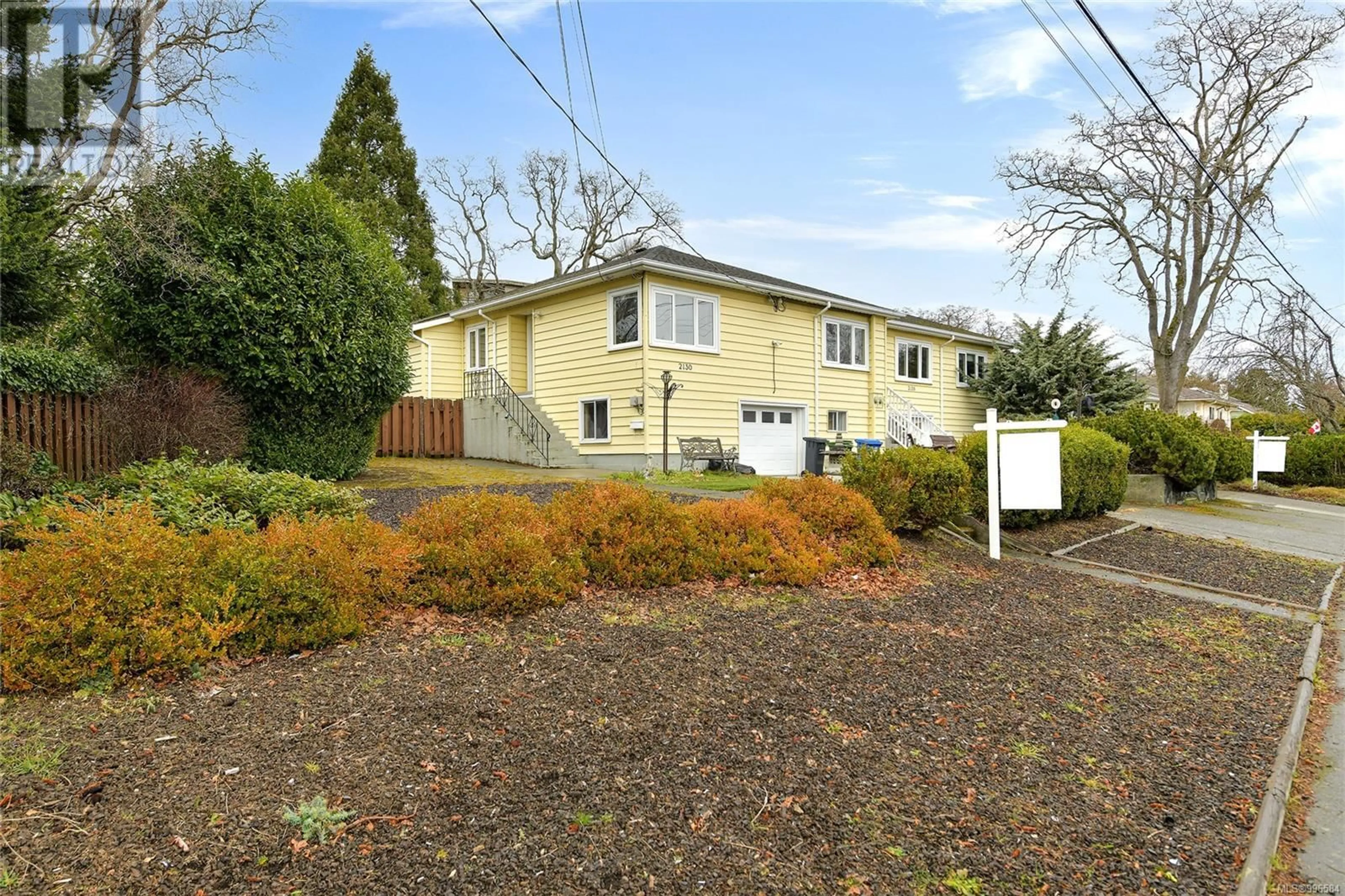 A pic from outside/outdoor area/front of a property/back of a property/a pic from drone, street for 2130/2136 FAIR STREET, Oak Bay British Columbia V8R2H1