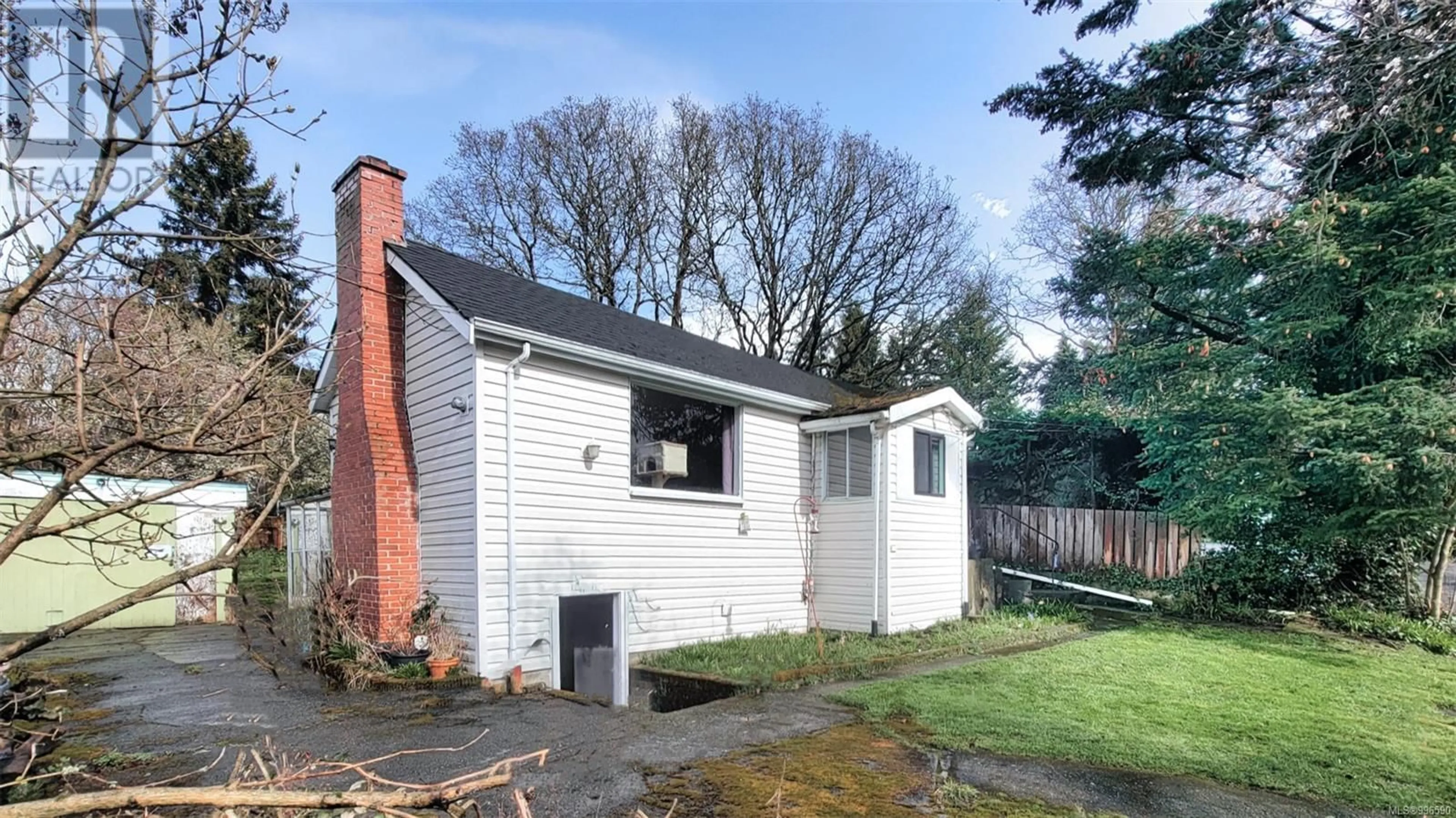 Unknown for 103 QUINCY STREET, View Royal British Columbia V8Z5E9