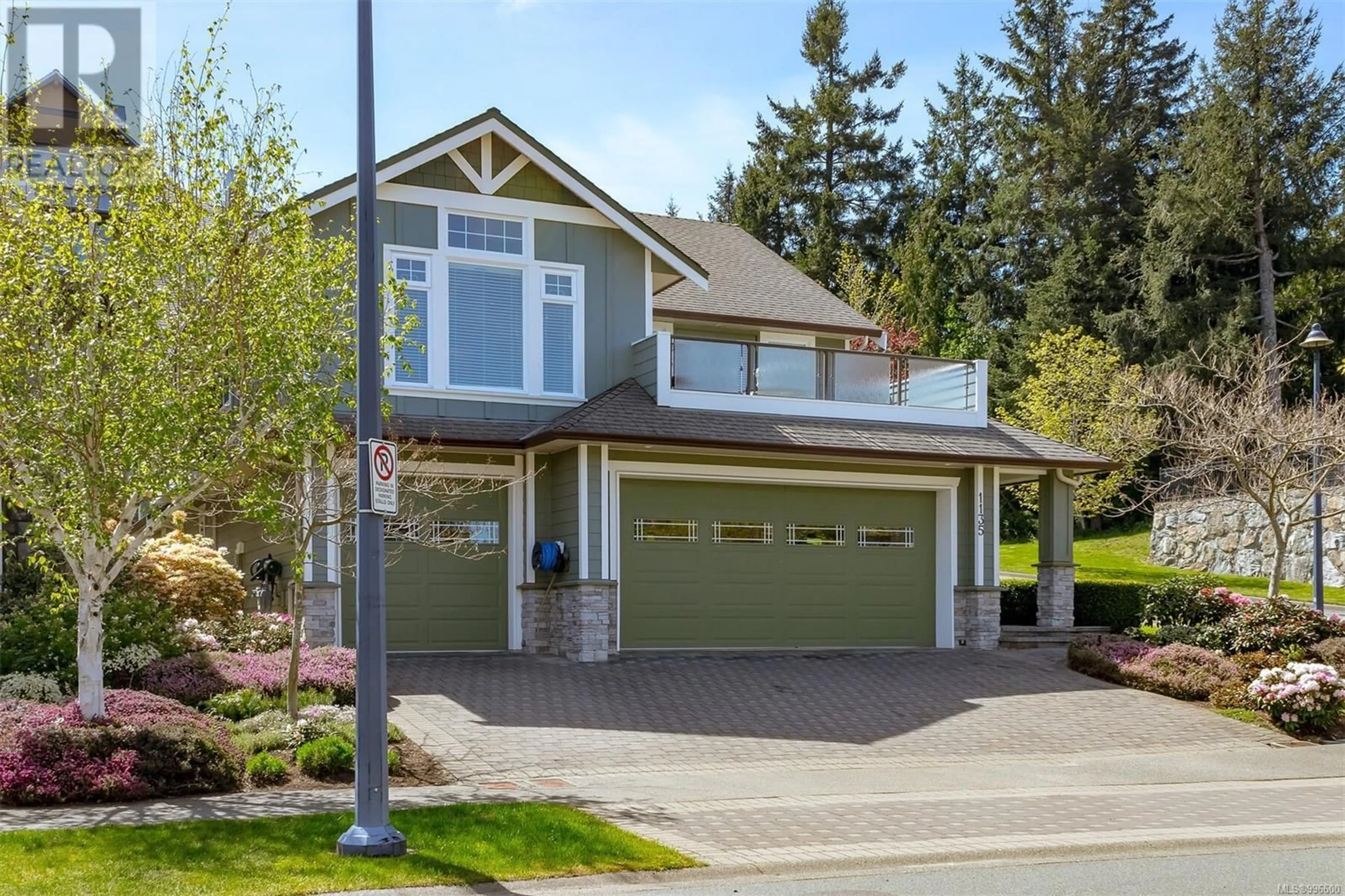 Home with vinyl exterior material, street for 1135 TIMBER VIEW, Langford British Columbia V9B0B5