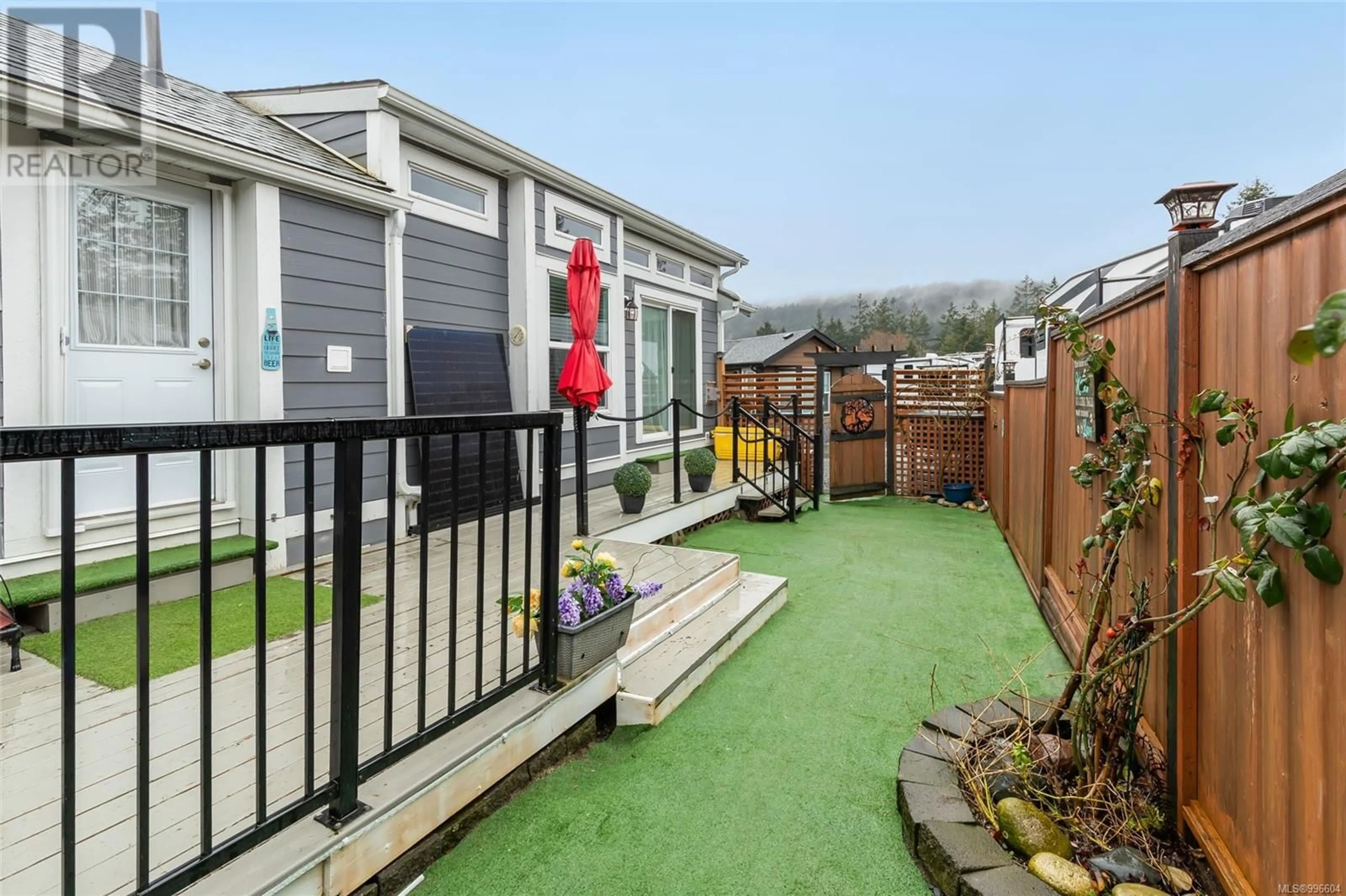 Patio, unknown for 2144 HENDERSON LAKE WAY, Nanaimo British Columbia V9R6X7
