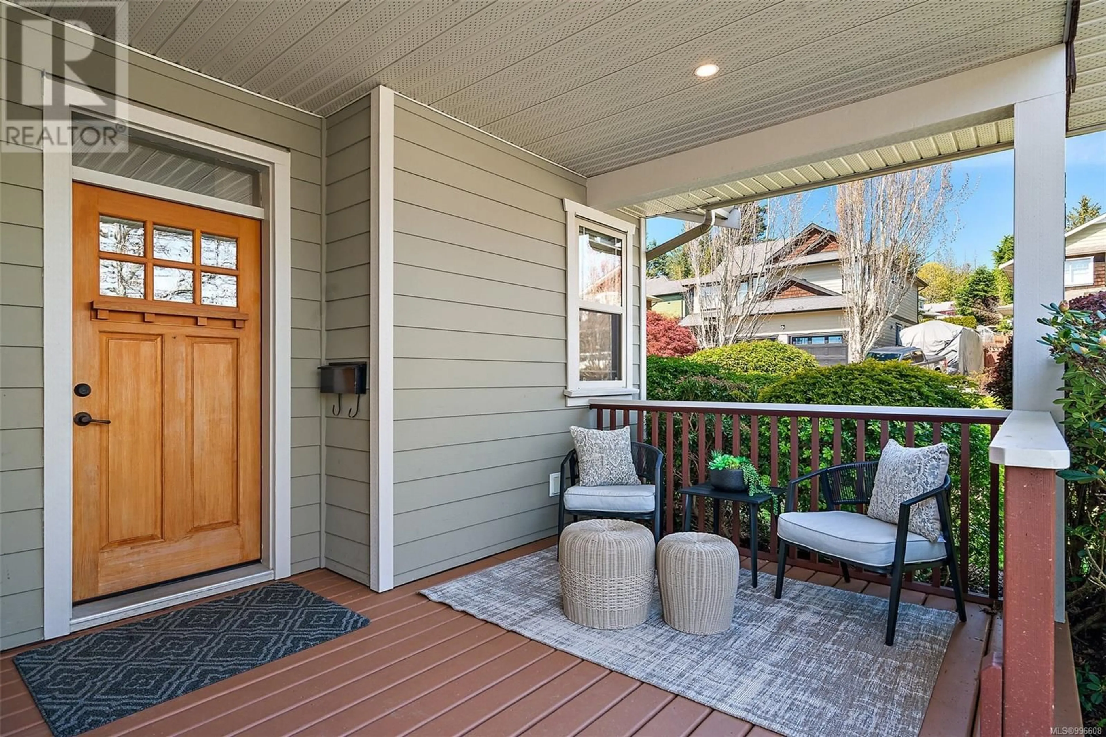 Indoor entryway for 101 - 6591 ARRANWOOD DRIVE, Sooke British Columbia V9Z0W4