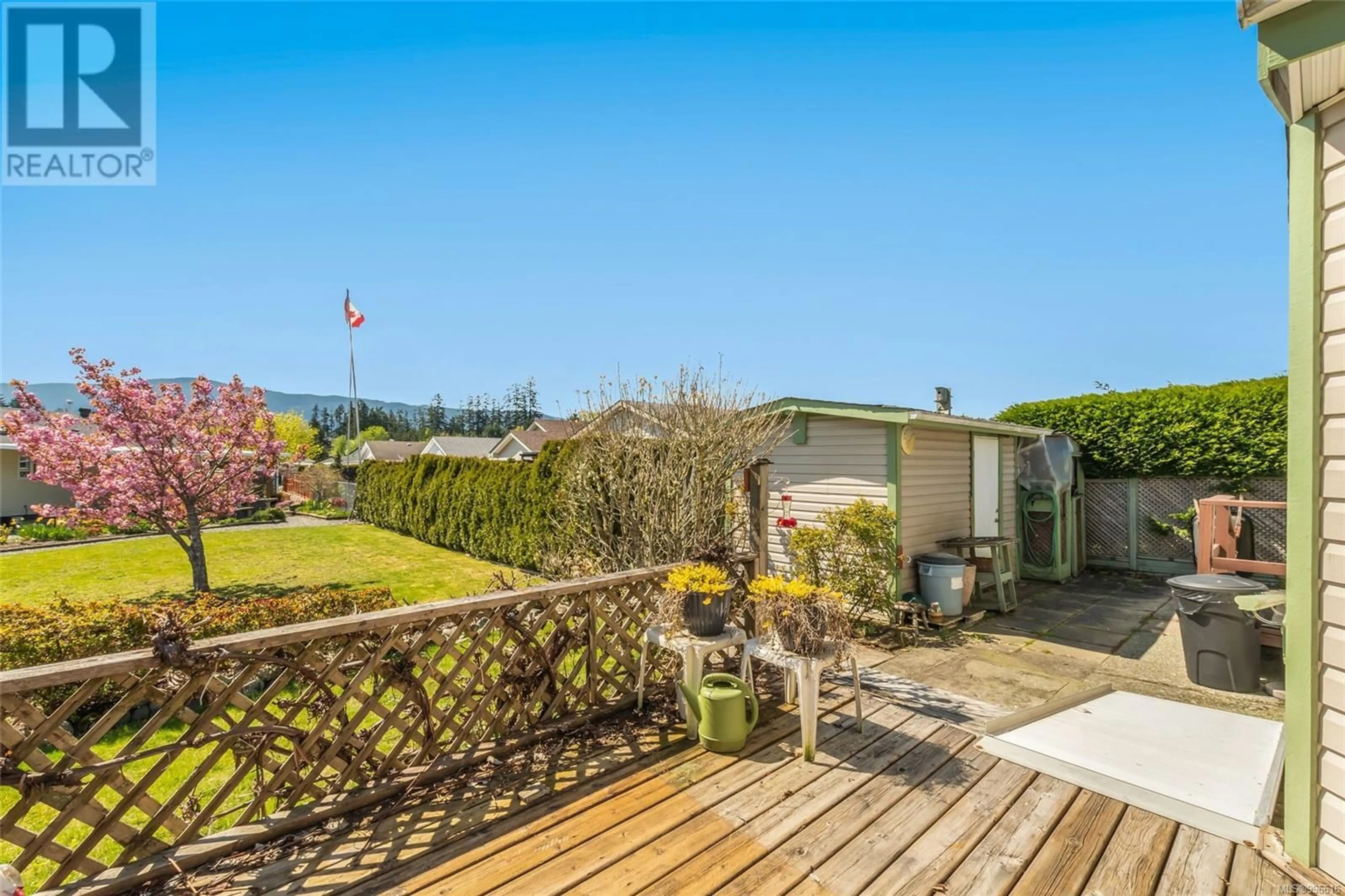 A pic from outside/outdoor area/front of a property/back of a property/a pic from drone, water/lake/river/ocean view for 6225 FARBER WAY, Nanaimo British Columbia V9T6J2