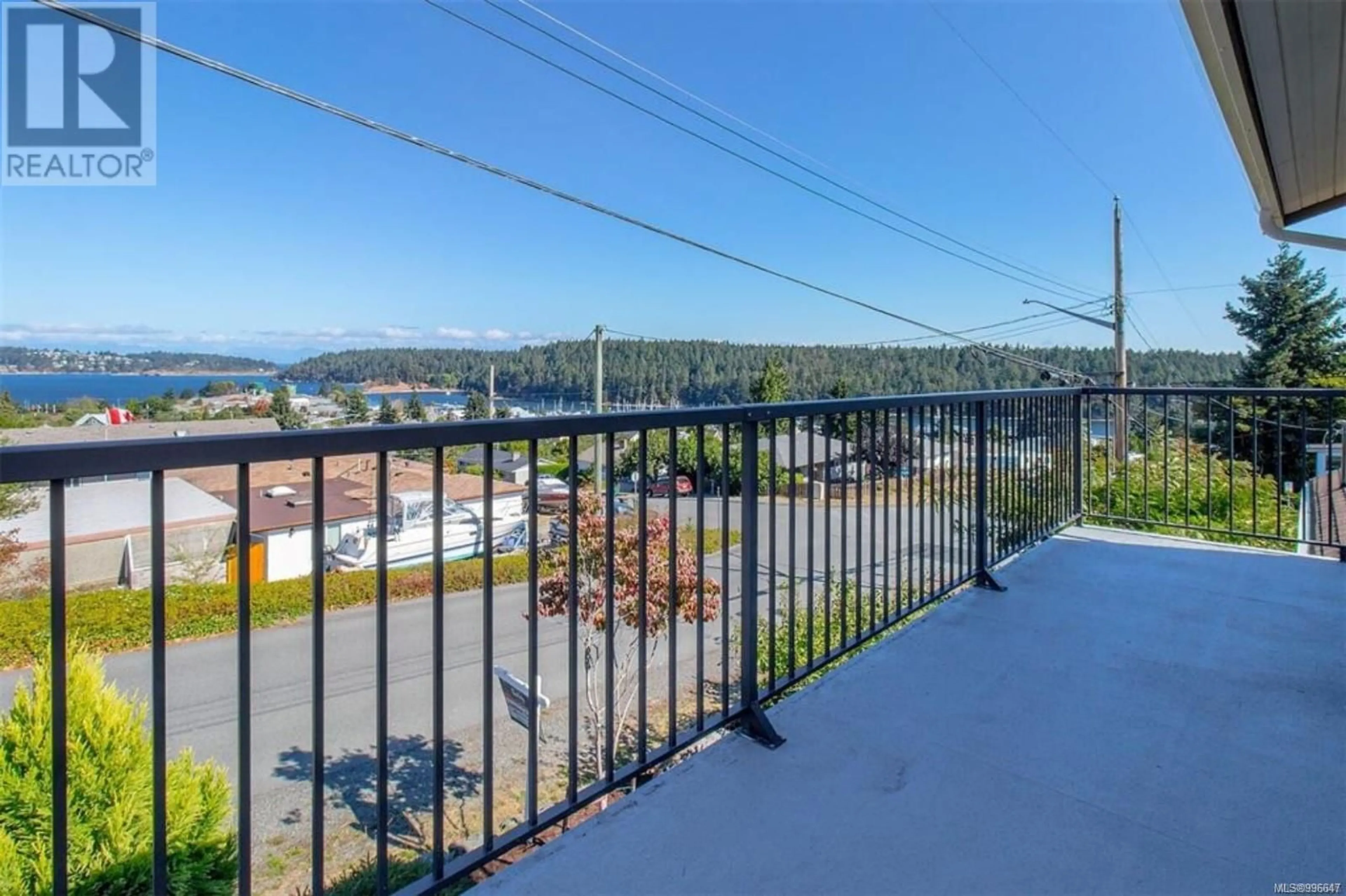 Balcony in the apartment, water/lake/river/ocean view for 521 LARCH STREET, Nanaimo British Columbia V9S2G2