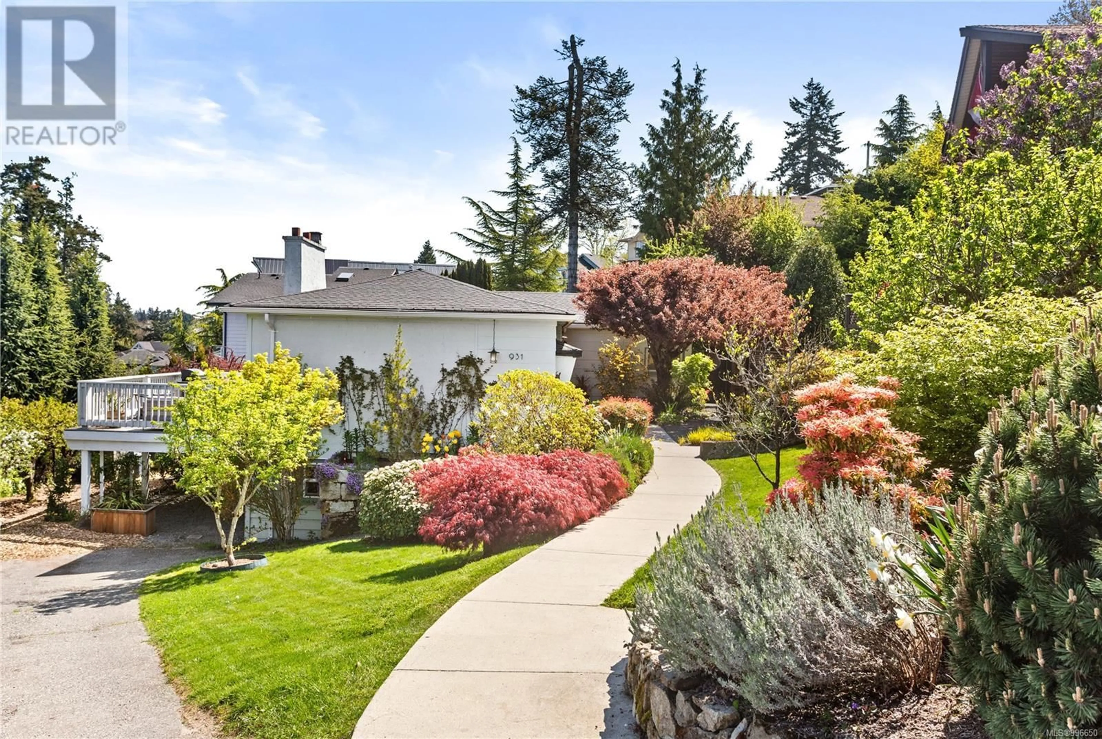 Unknown for 931 MESHER PLACE, Esquimalt British Columbia V9A6Z1