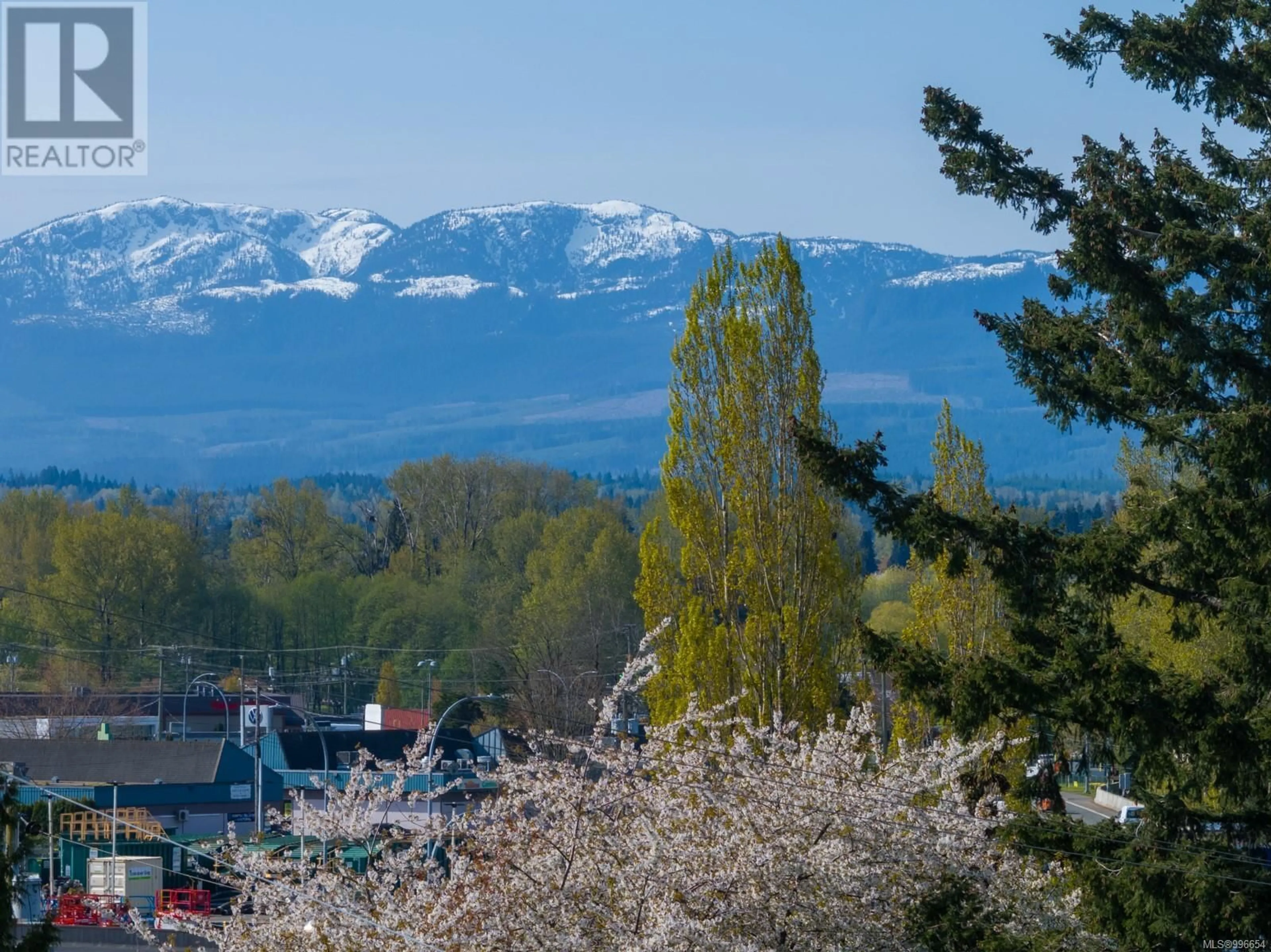 Blurry image for 304 - 840 BRAIDWOOD ROAD, Courtenay British Columbia V9N3R9