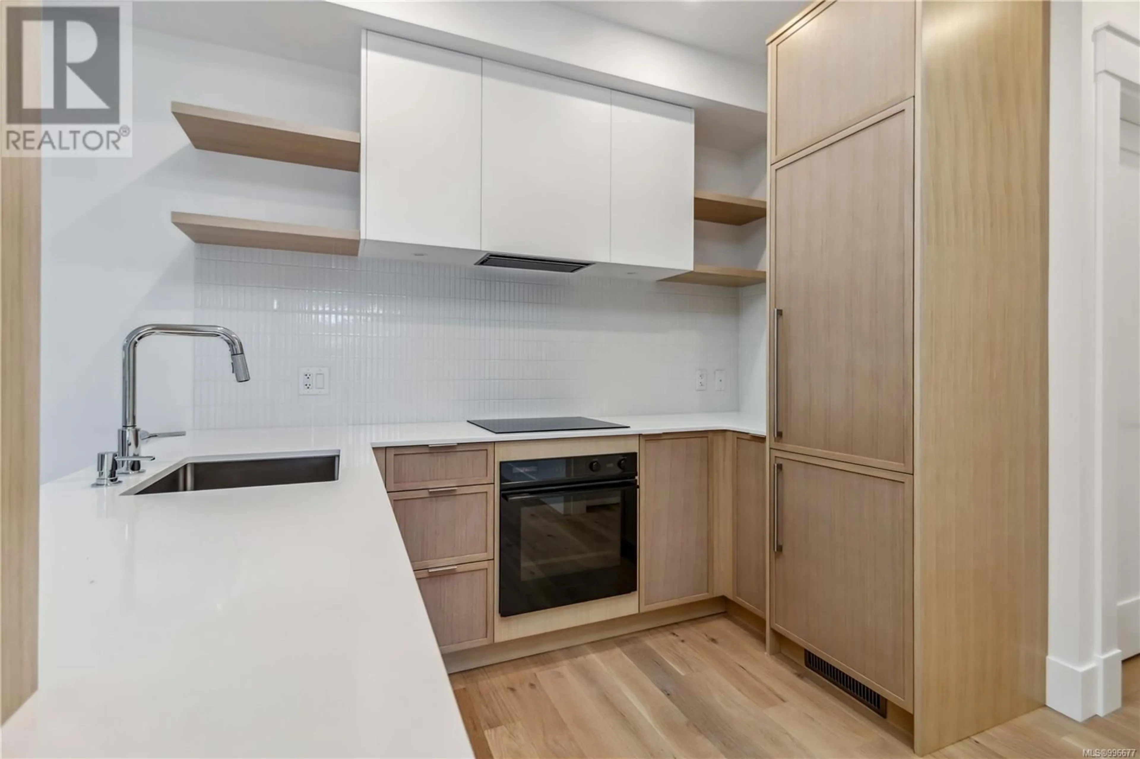 Standard kitchen, wood/laminate floor for 2 - 1915 FERNWOOD ROAD, Victoria British Columbia V8T2Y6