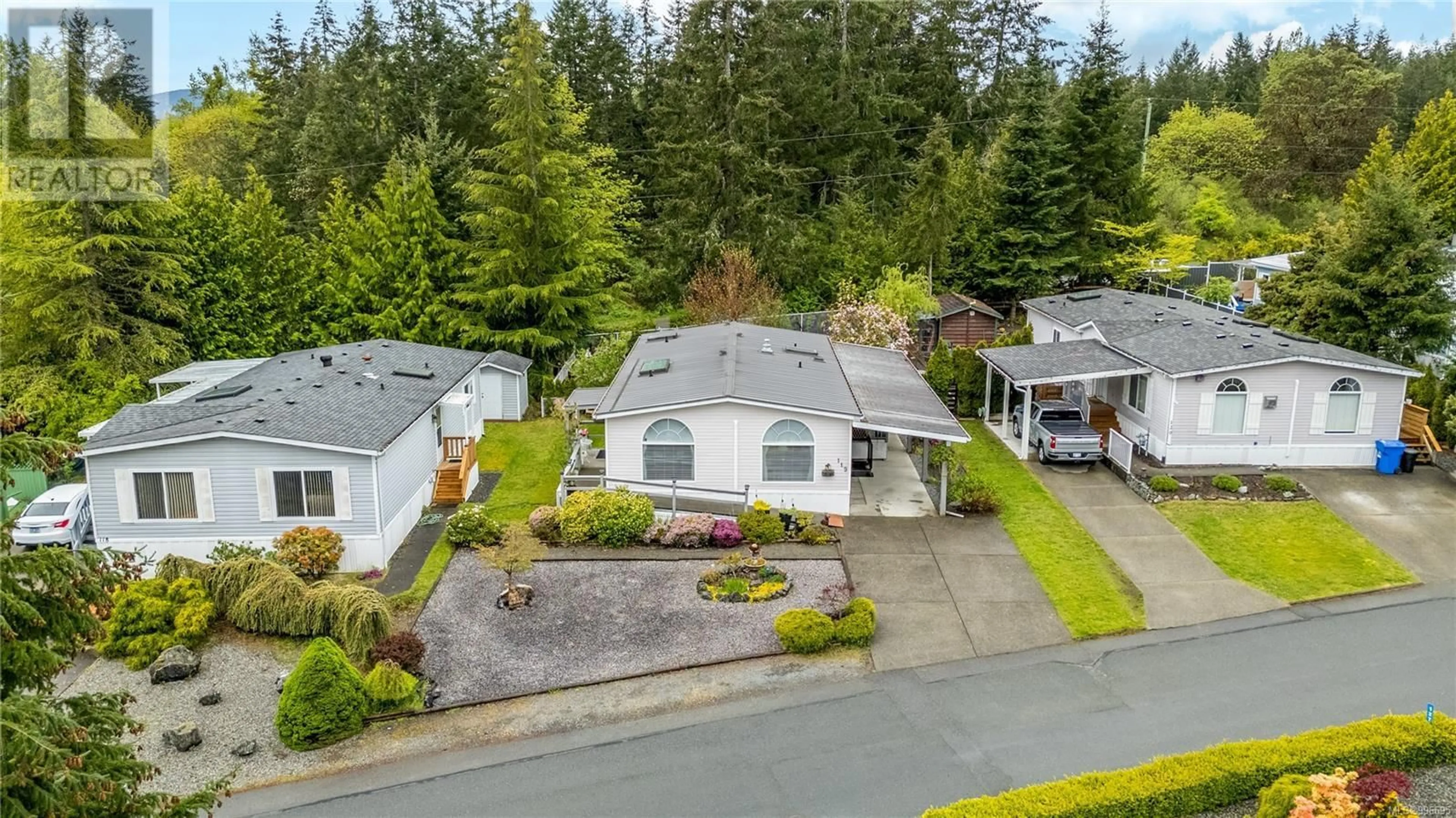 A pic from outside/outdoor area/front of a property/back of a property/a pic from drone, street for 119 - 1751 NORTHGATE ROAD, Cobble Hill British Columbia V0R1L6