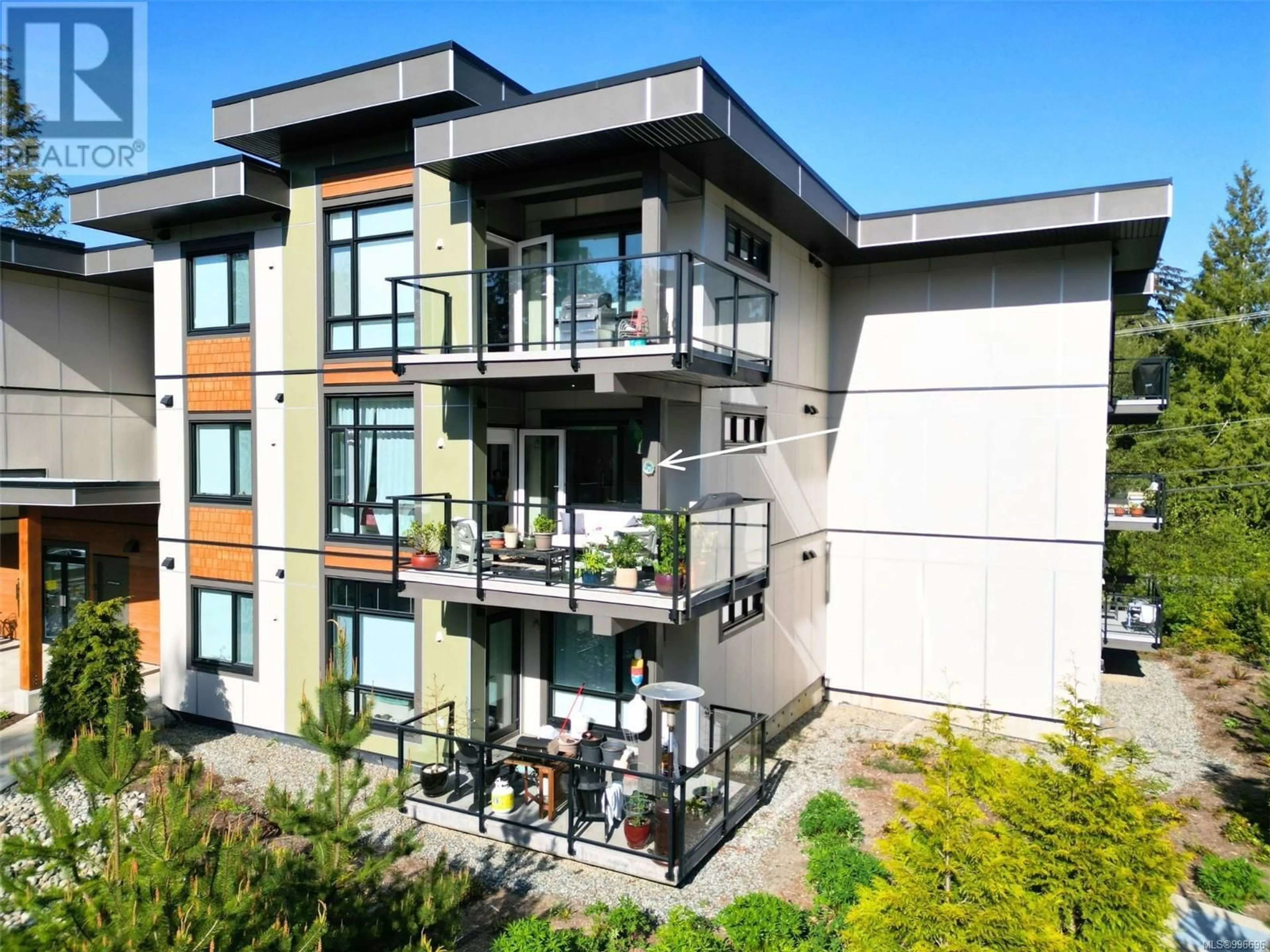Unknown for 201 - 700 YEW WOOD ROAD, Tofino British Columbia V0R2Z0