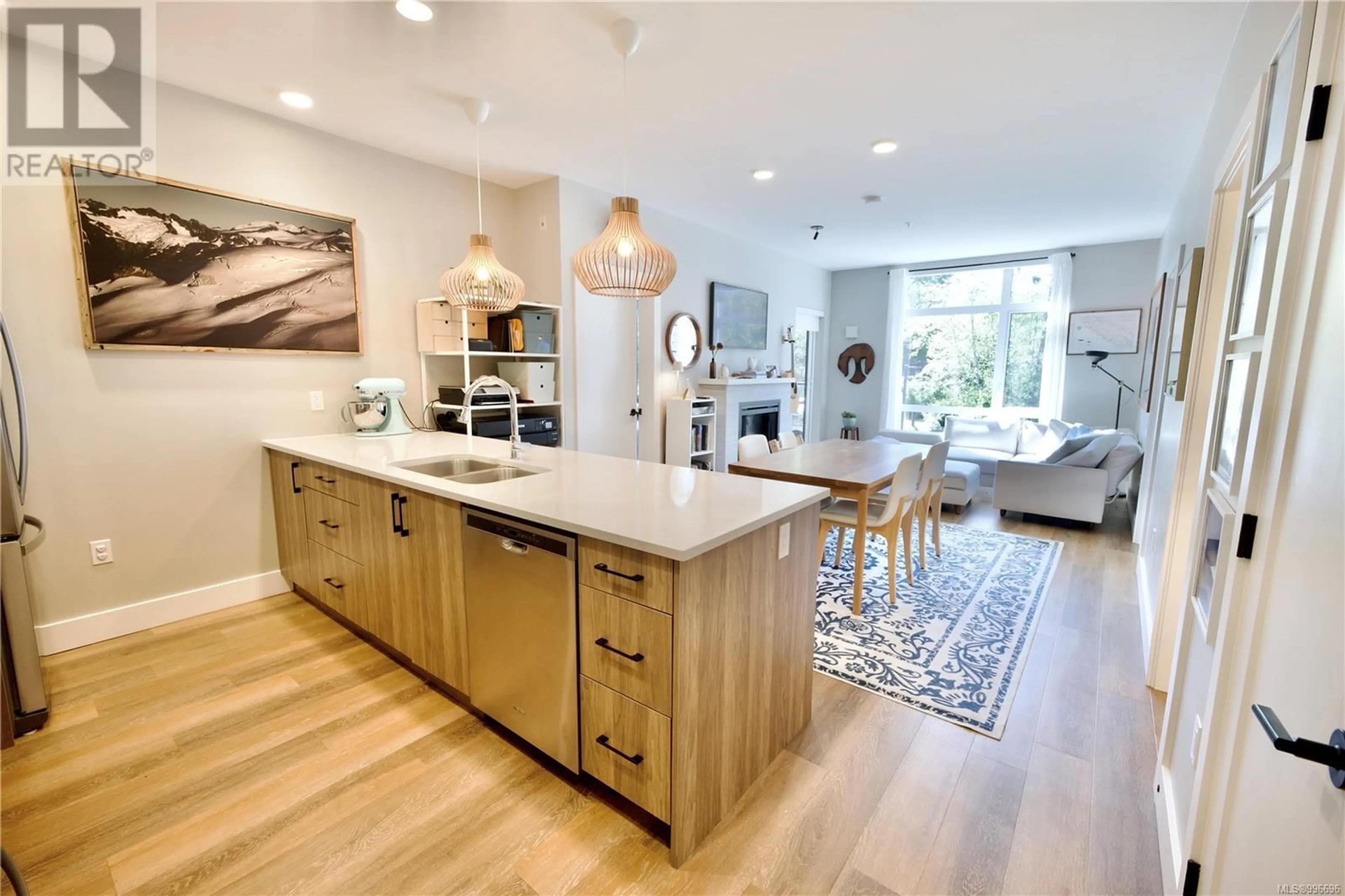 Open concept kitchen, unknown for 201 - 700 YEW WOOD ROAD, Tofino British Columbia V0R2Z0