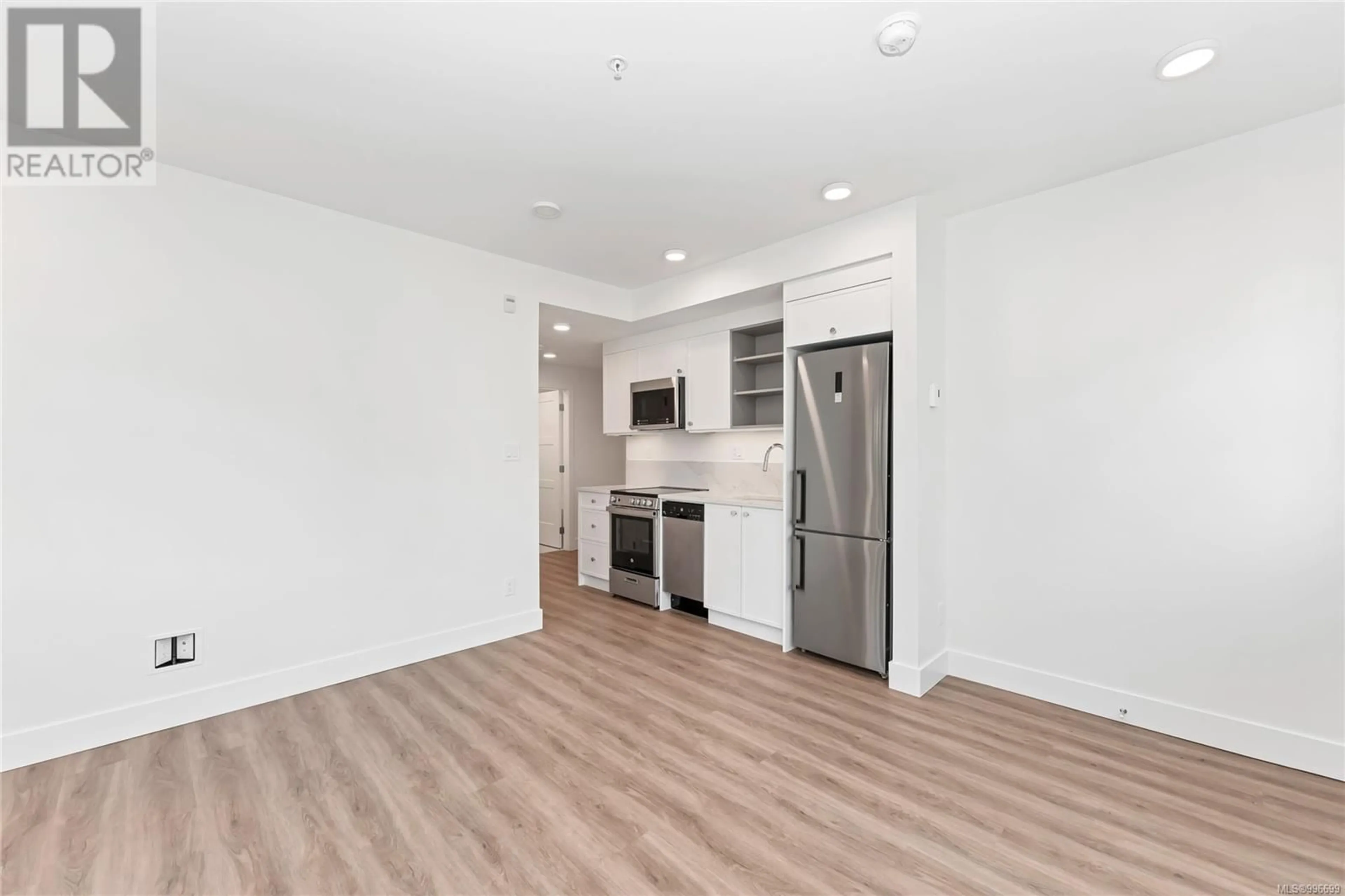 Unknown for 102 B - 1224 RICHARDSON STREET, Victoria British Columbia V8V3E1