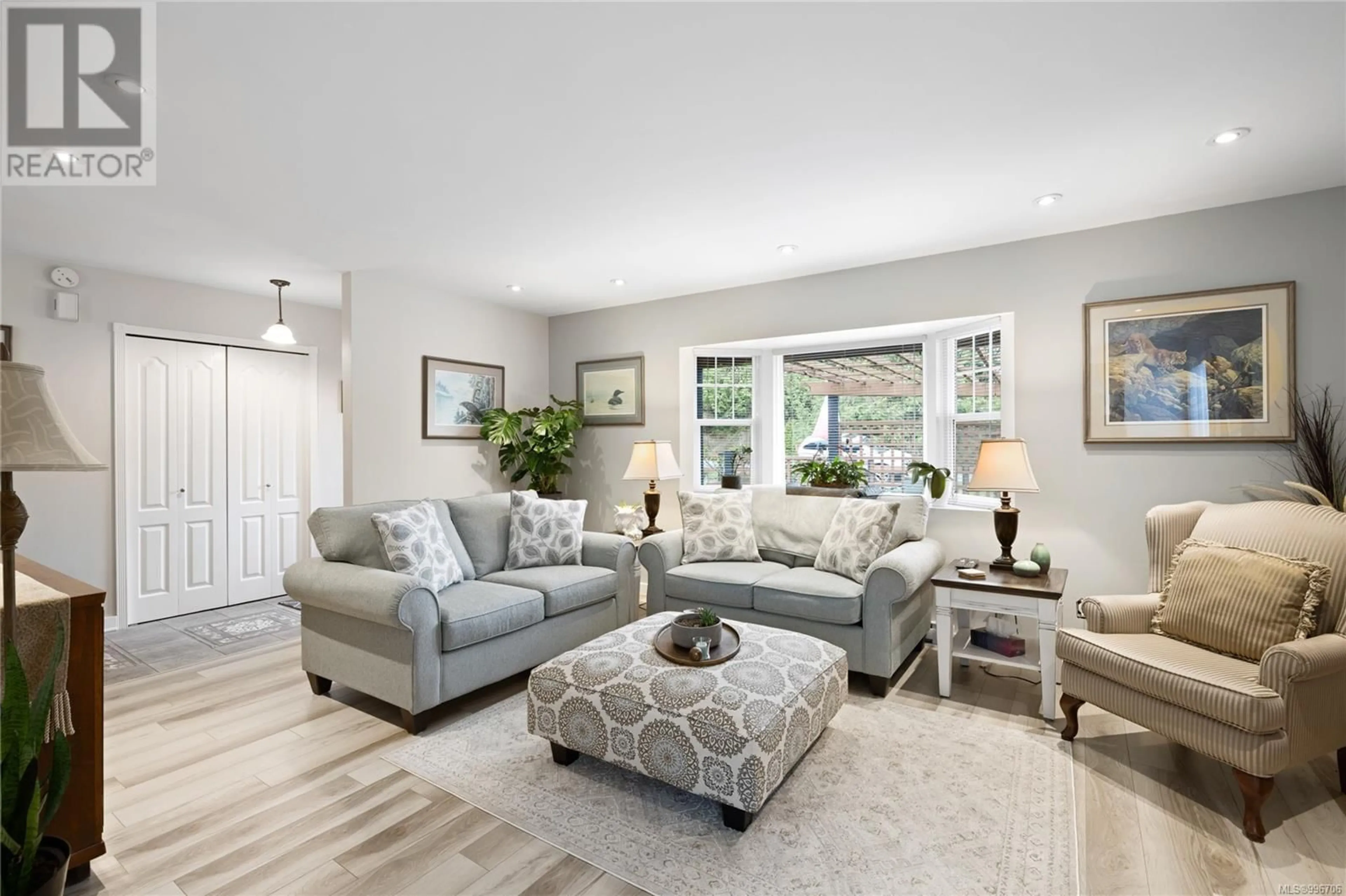 Living room with furniture, unknown for 1592 BEAVER CREEK WHARF ROAD, Nanoose Bay British Columbia V9P9C4