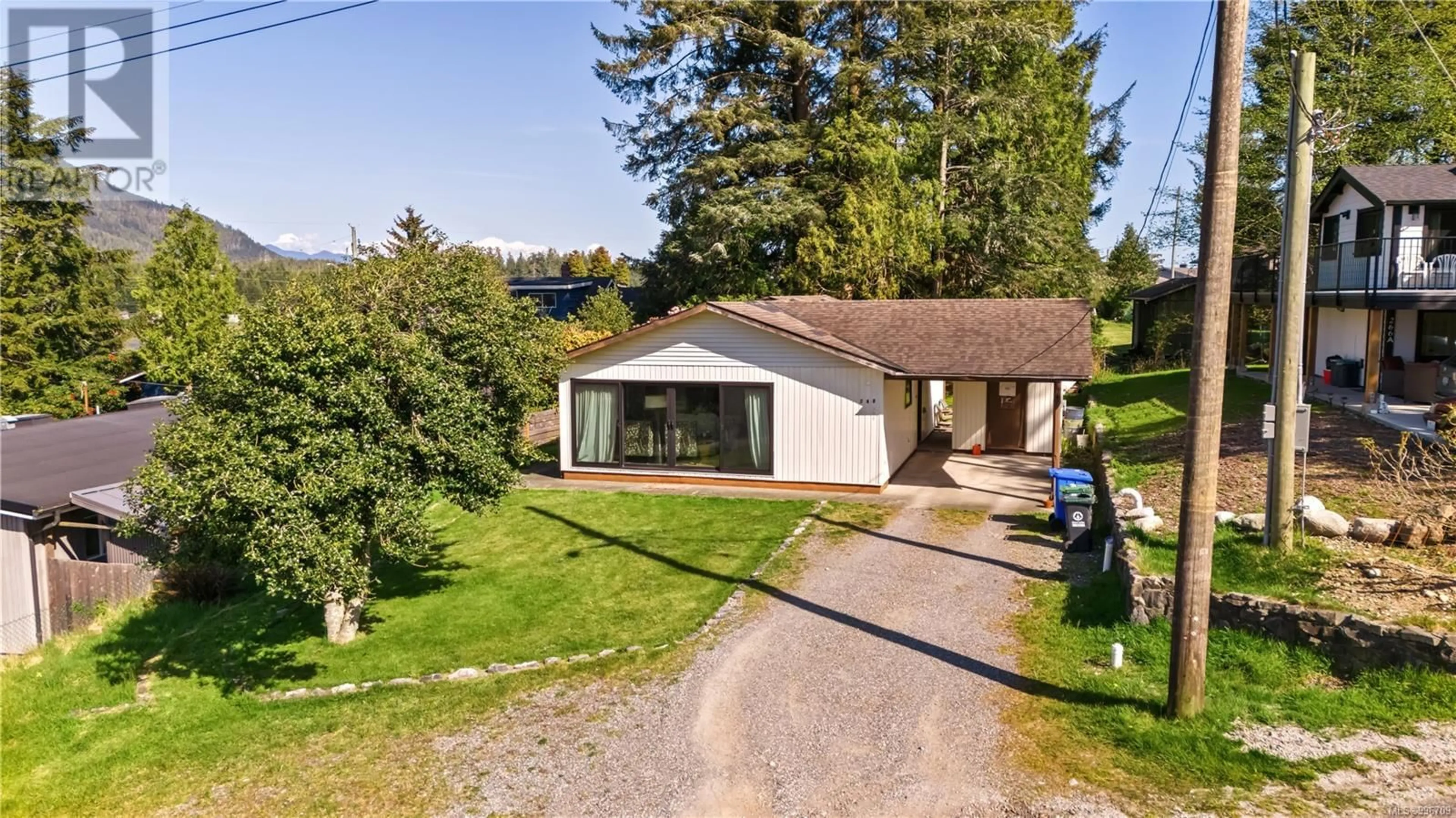 A pic from outside/outdoor area/front of a property/back of a property/a pic from drone, unknown for 248 BIRCH STREET, Ucluelet British Columbia V0R3A0