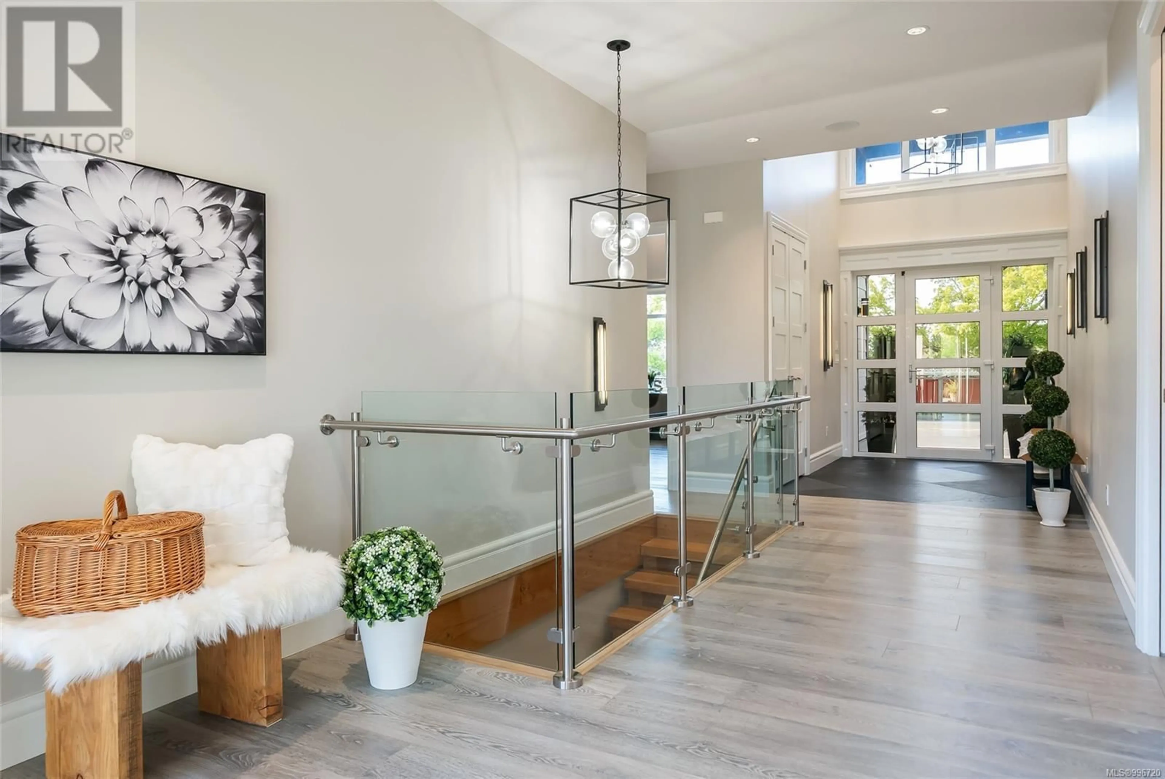 Indoor entryway for 776 HIRST AVENUE, Parksville British Columbia V9P2L5
