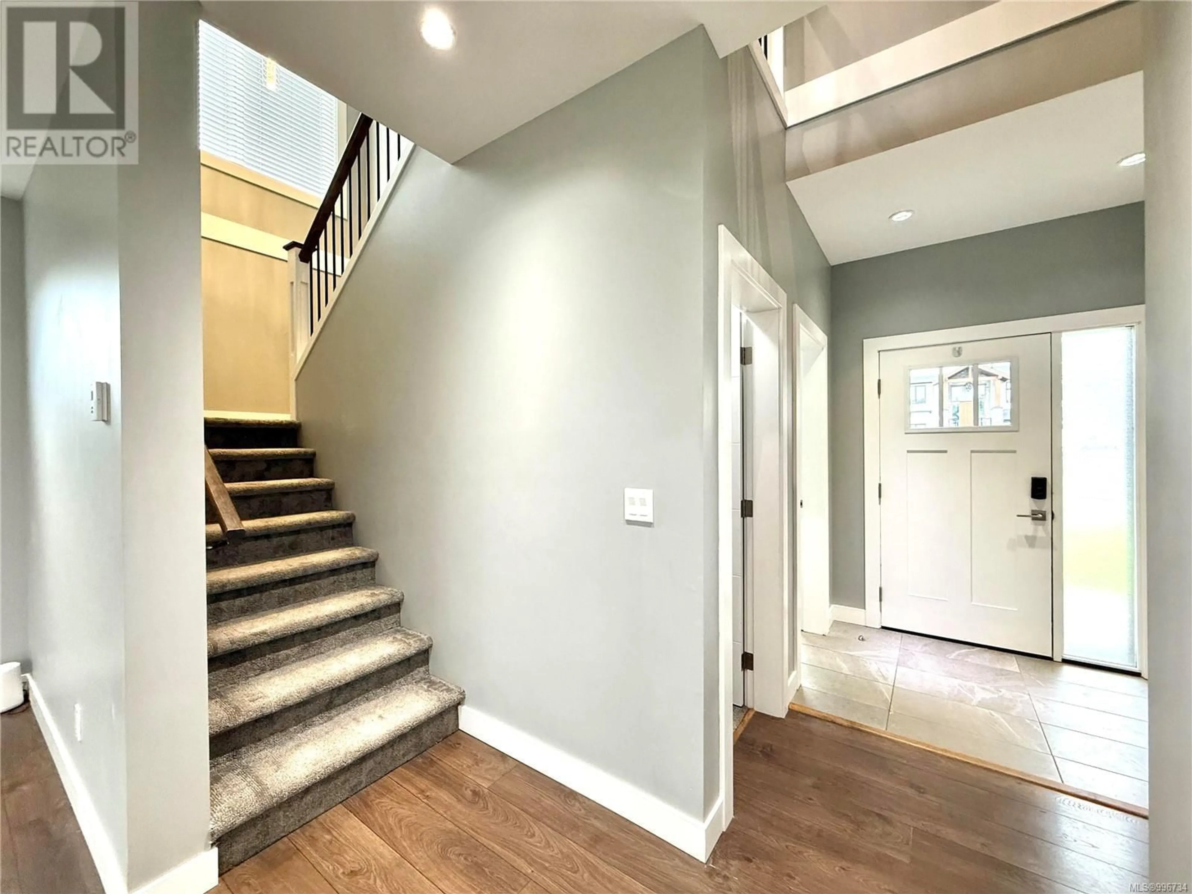 Indoor entryway for 3624 URBAN RISE, Langford British Columbia V9C0N8