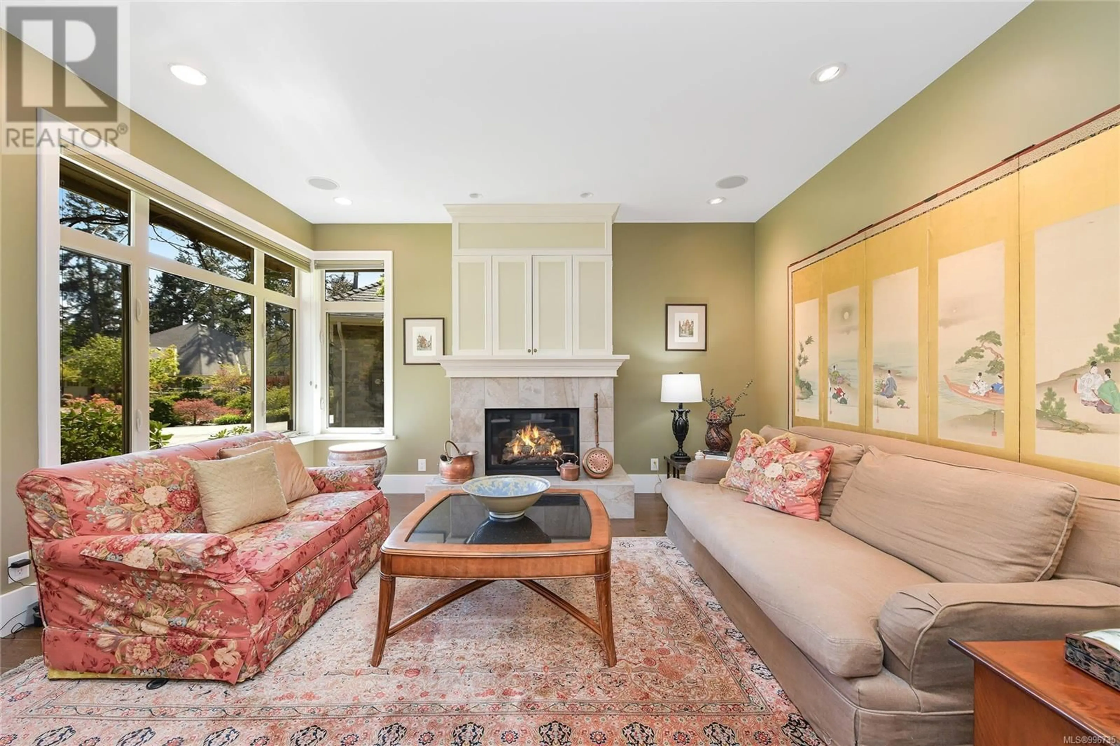Living room with furniture, unknown for 1284 OCEANWOOD LANE, Saanich British Columbia V8X0A4