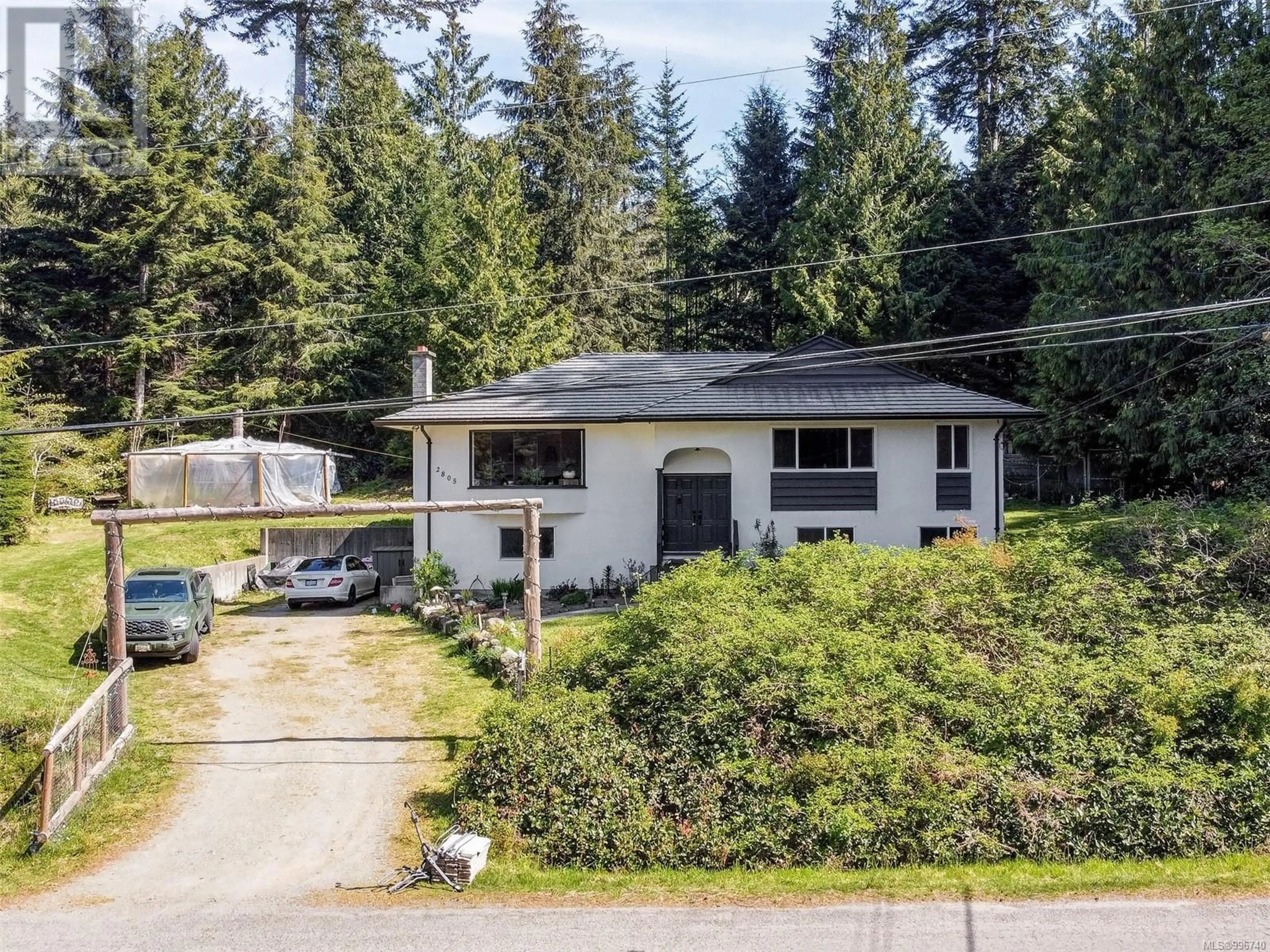 A pic from outside/outdoor area/front of a property/back of a property/a pic from drone, street for 2805 WOODHAVEN ROAD, Sooke British Columbia V9Z1G6
