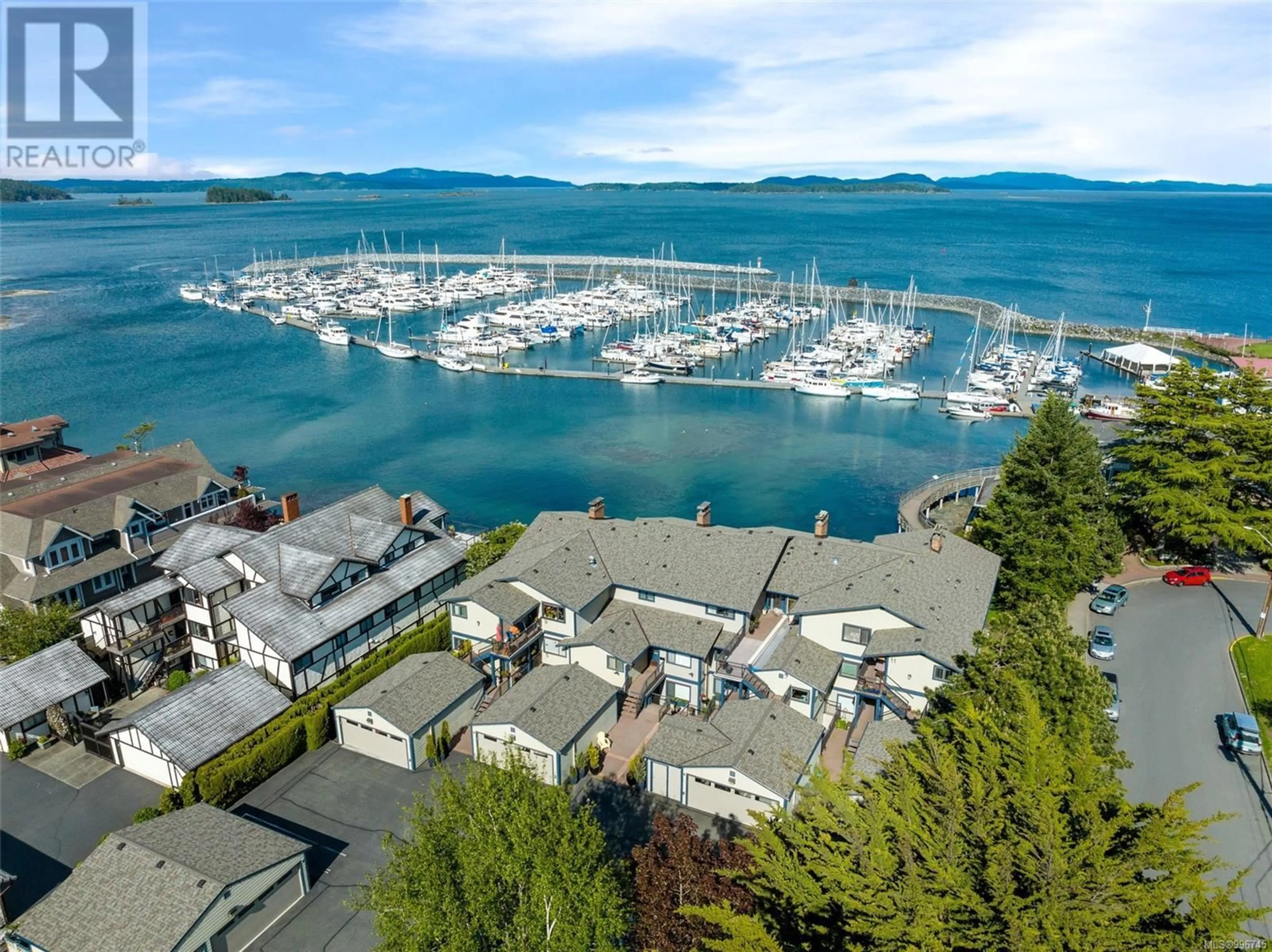 A pic from outside/outdoor area/front of a property/back of a property/a pic from drone, water/lake/river/ocean view for 2 - 9901 THIRD STREET, Sidney British Columbia V8L3B1