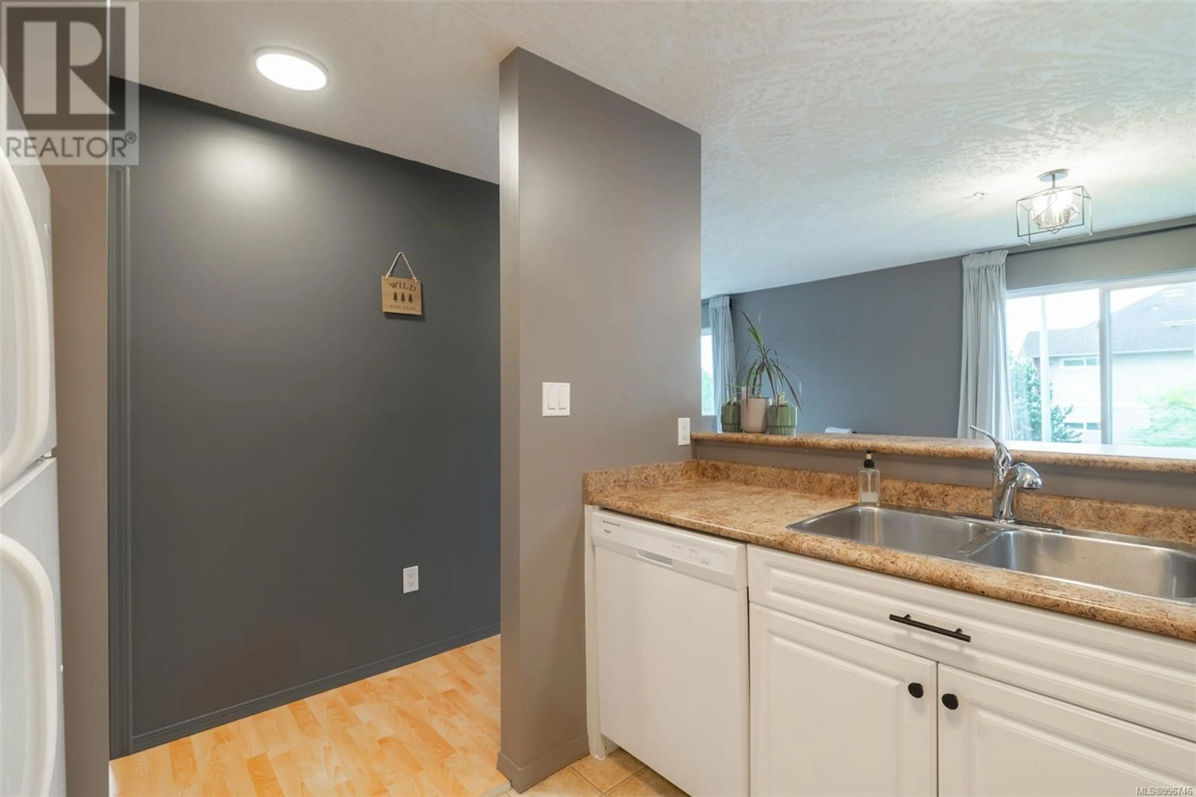 Unknown for 4 - 8 WHITE STREET, Ladysmith British Columbia V9G1B8