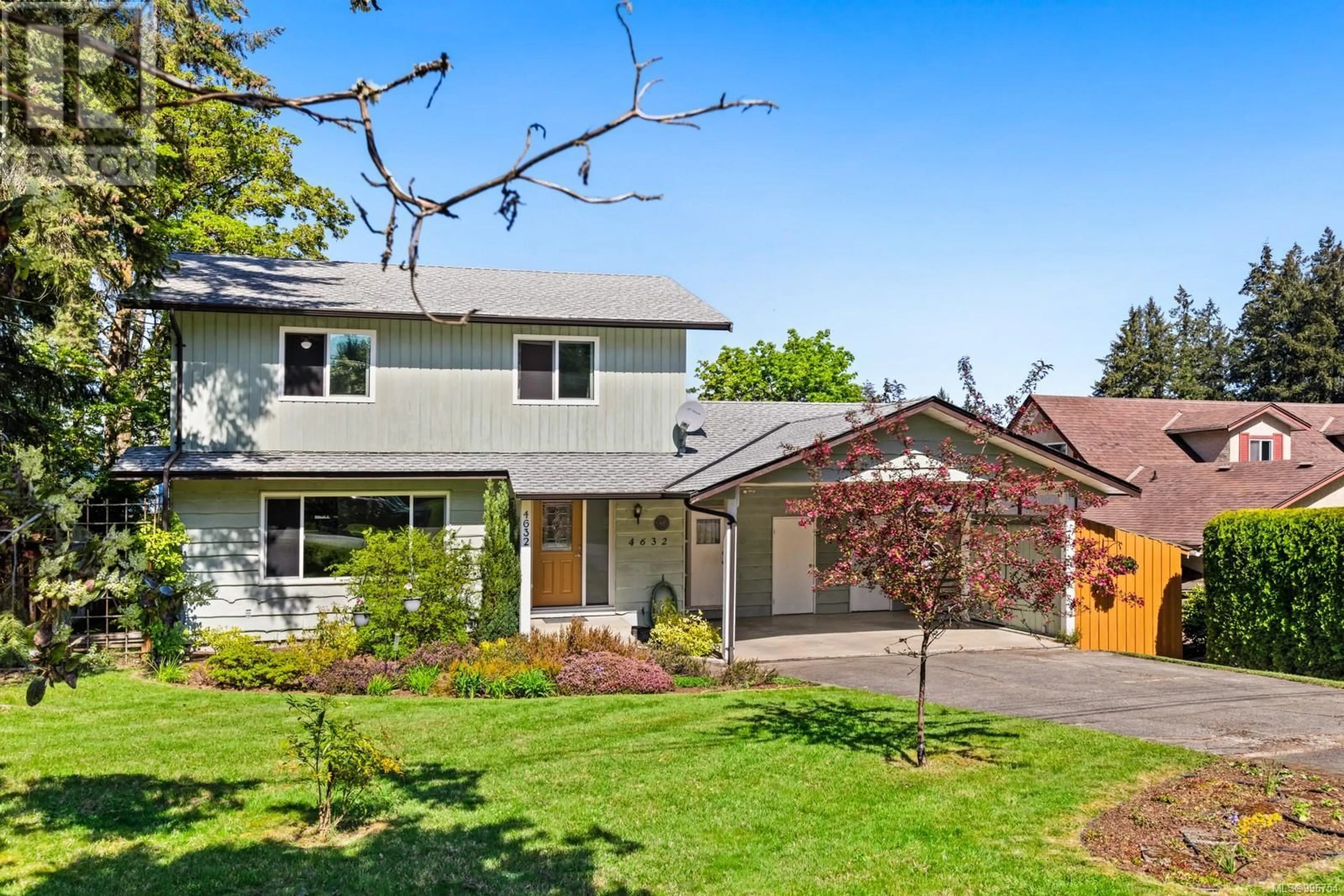 Home with vinyl exterior material, street for 4632 ALDER GLEN ROAD, Cowichan Bay British Columbia V0R1N1