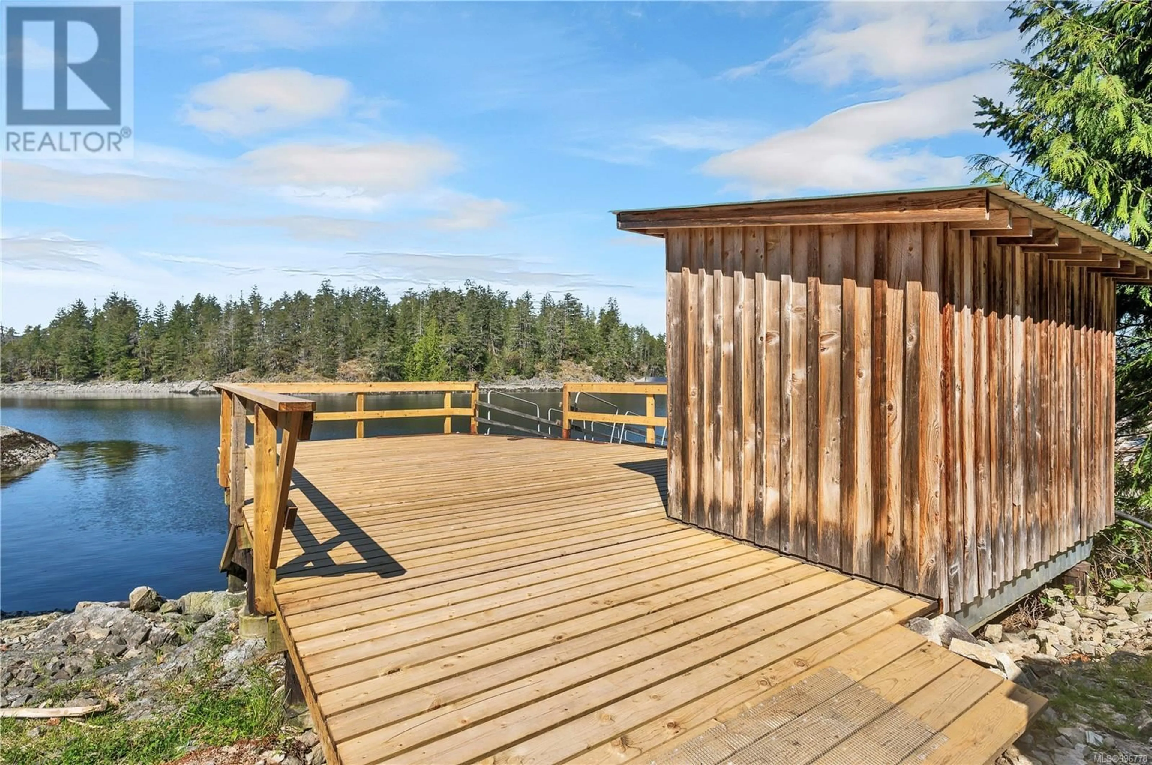 Patio, water/lake/river/ocean view for SL10 READ ISLAND, Read Island British Columbia V0P1W0
