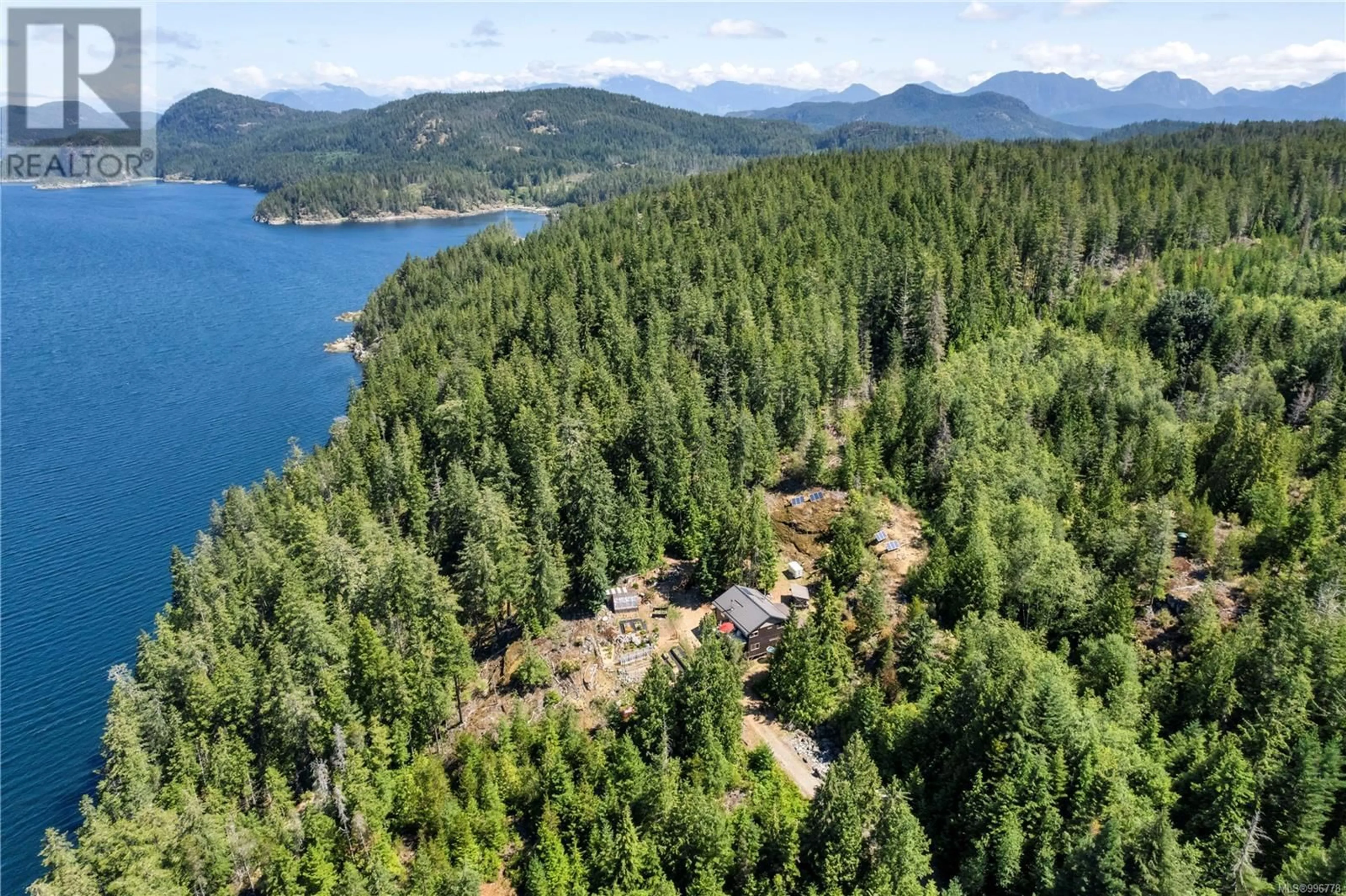 A pic from outside/outdoor area/front of a property/back of a property/a pic from drone, water/lake/river/ocean view for SL10 READ ISLAND, Read Island British Columbia V0P1W0