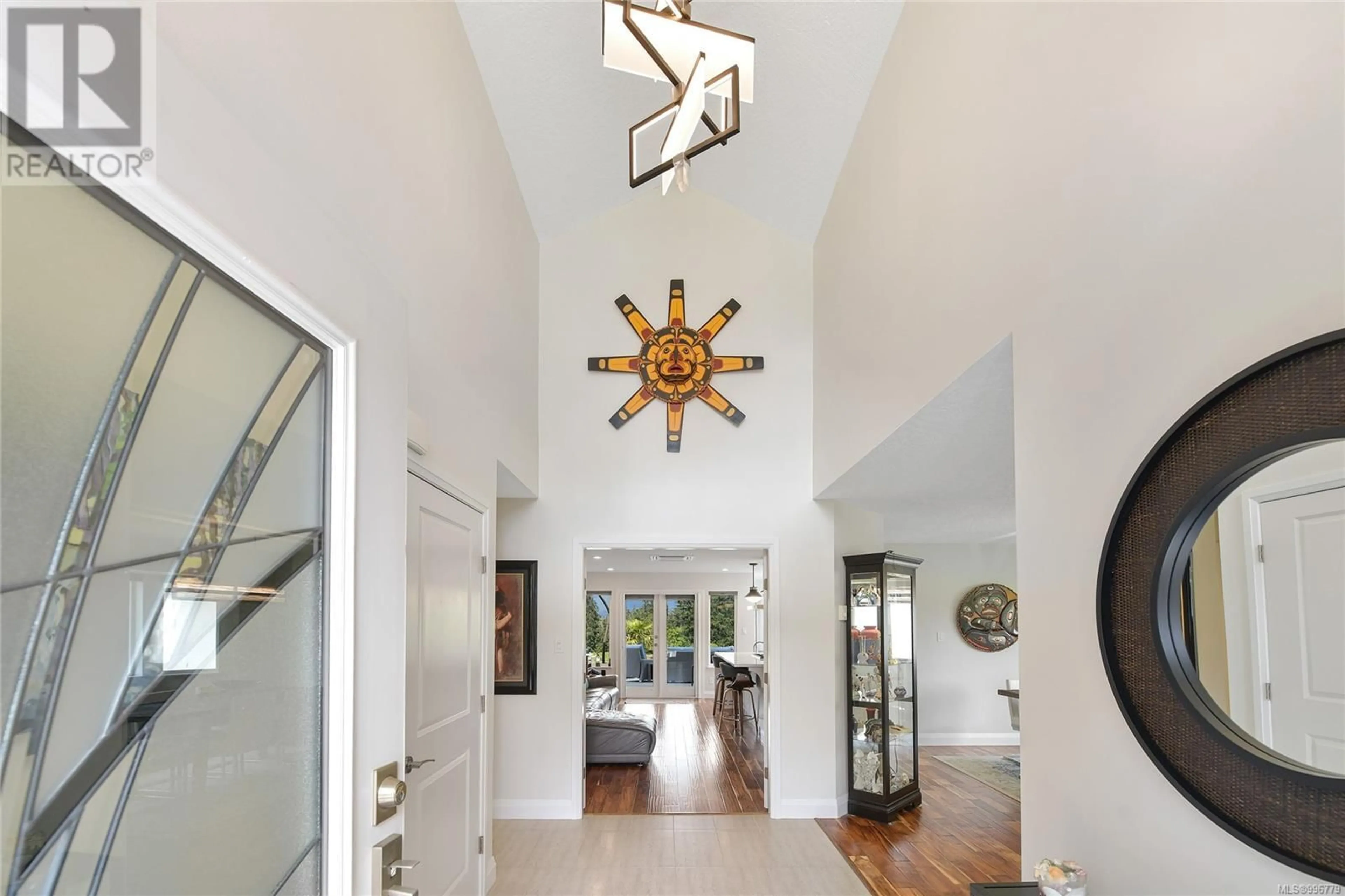 Indoor entryway for 597 PINE RIDGE DRIVE, Cobble Hill British Columbia V0R1L1