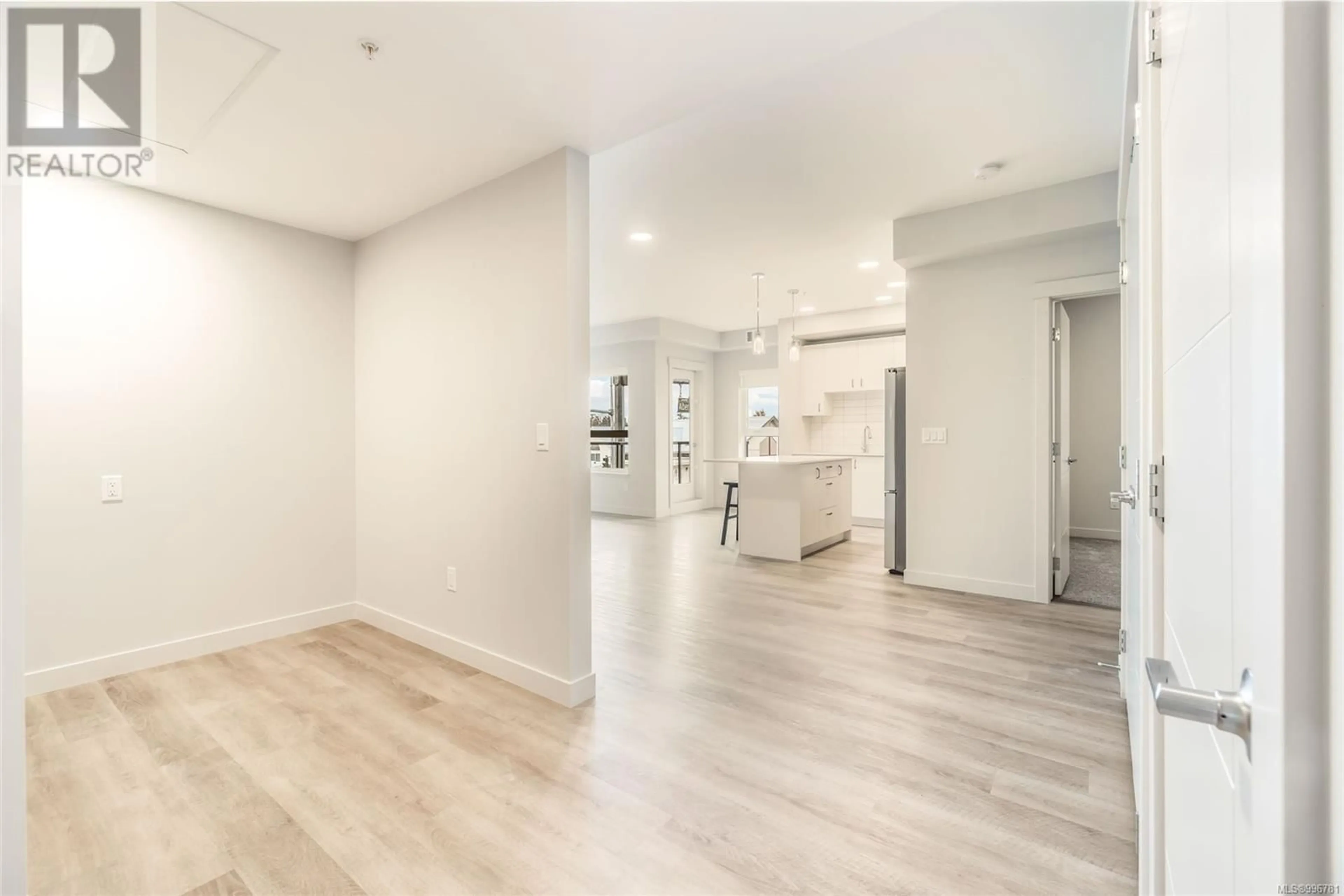 A pic of a room for 207 - 140 JENSEN AVENUE WEST, Parksville British Columbia V9P0H7