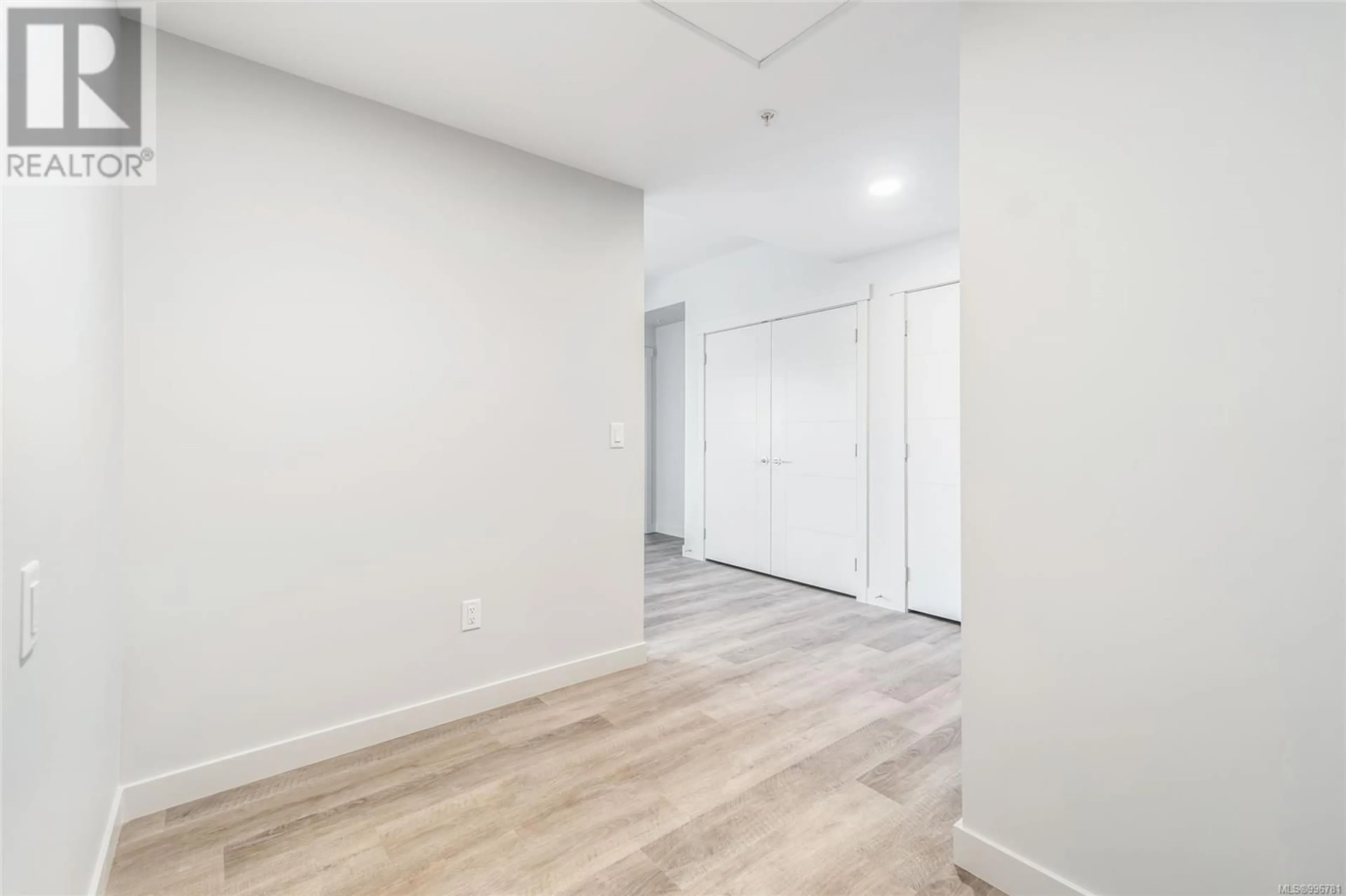 A pic of a room for 207 - 140 JENSEN AVENUE WEST, Parksville British Columbia V9P0H7