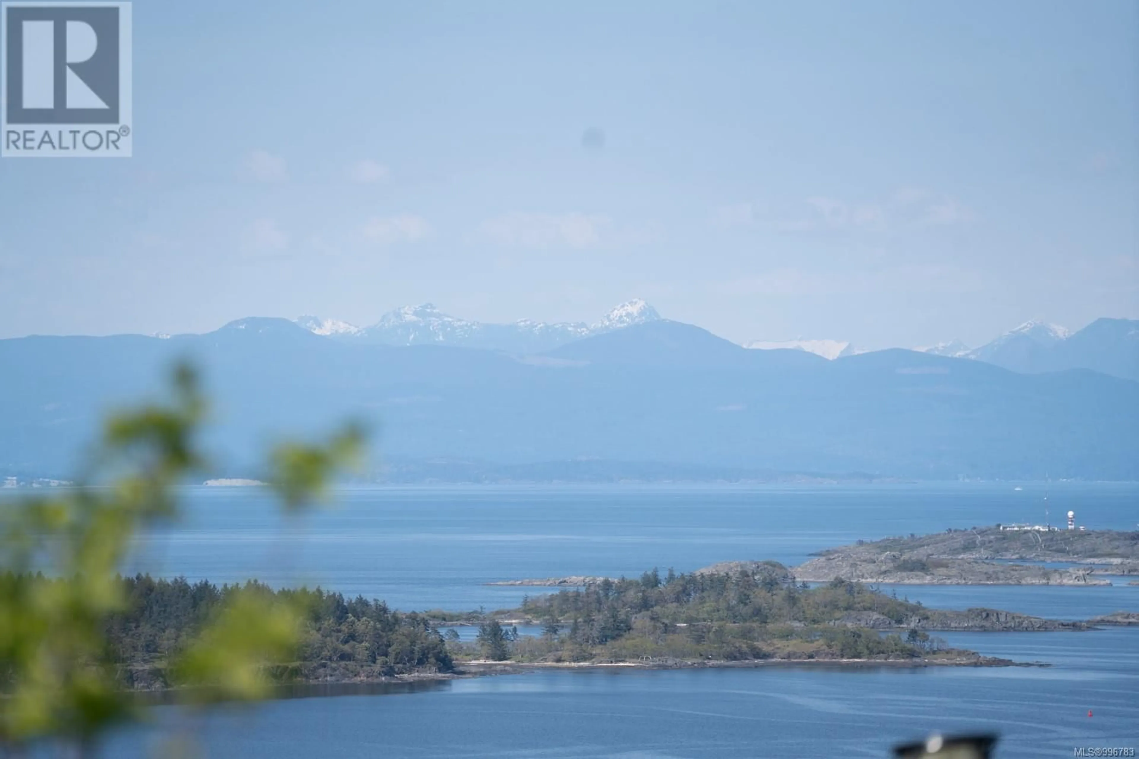 Blurry image for 8077 NORTHWIND DRIVE, Lantzville British Columbia V0R2H0