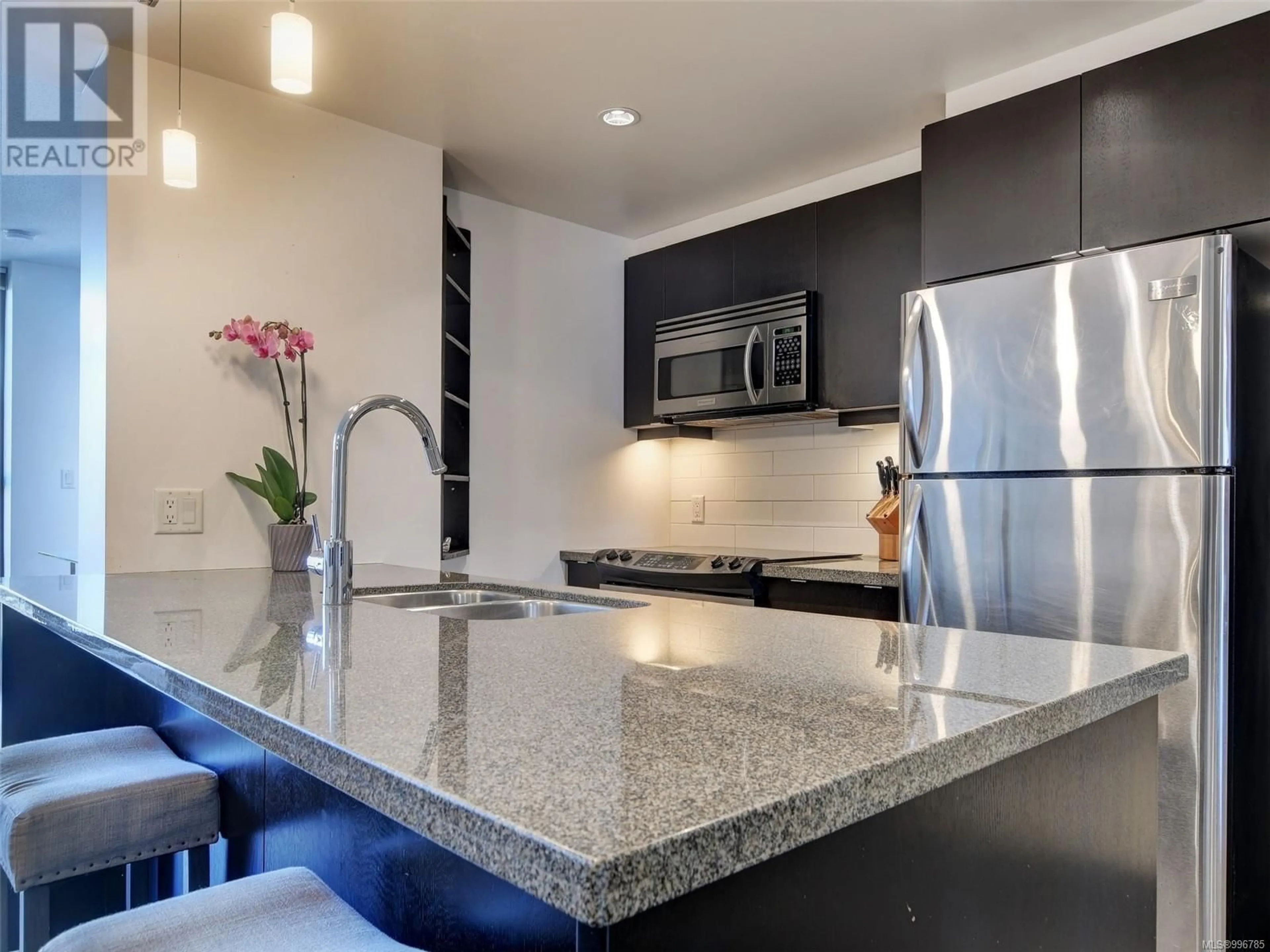 Contemporary kitchen, unknown for 212 - 760 JOHNSON STREET, Victoria British Columbia V8W0A4