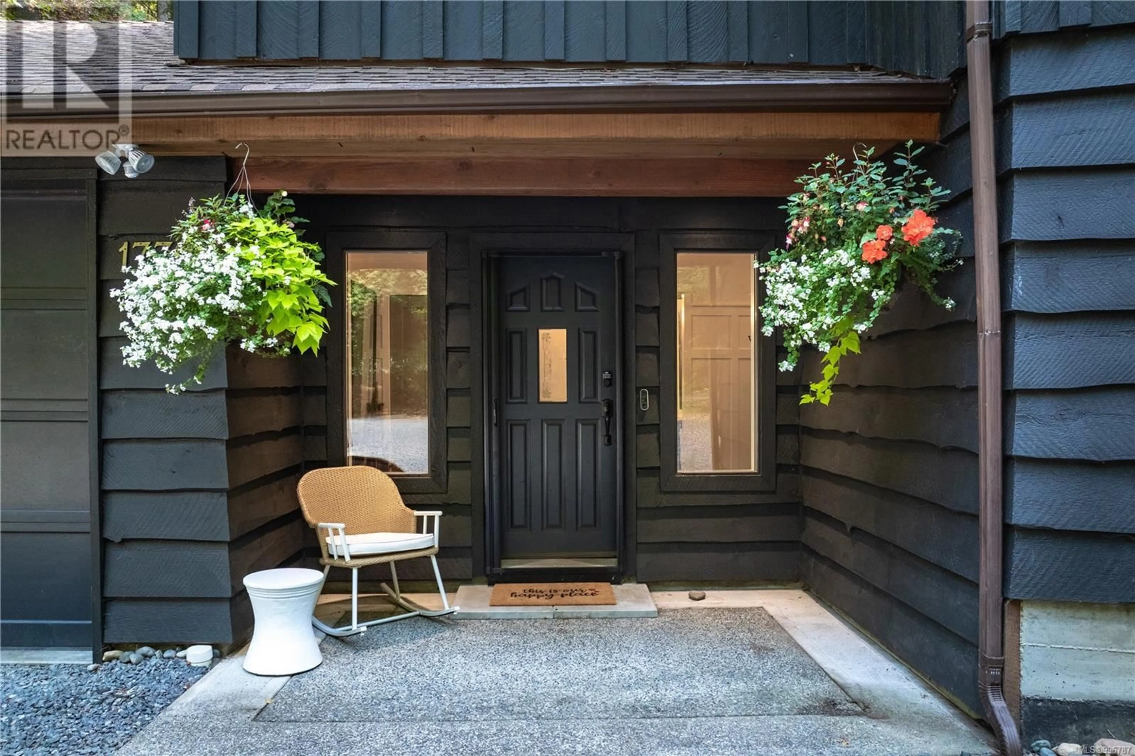 Indoor entryway for 1779 FALCON HEIGHTS ROAD, Langford British Columbia V8X3X2