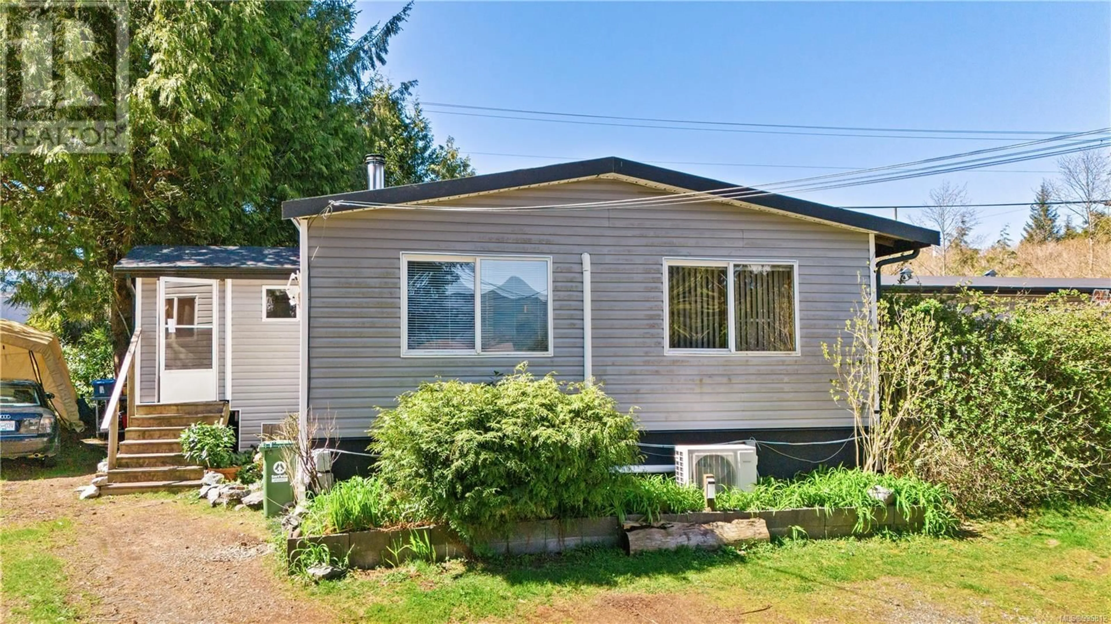Home with vinyl exterior material, street for 288 ALBION CRESCENT, Ucluelet British Columbia V0R3A0