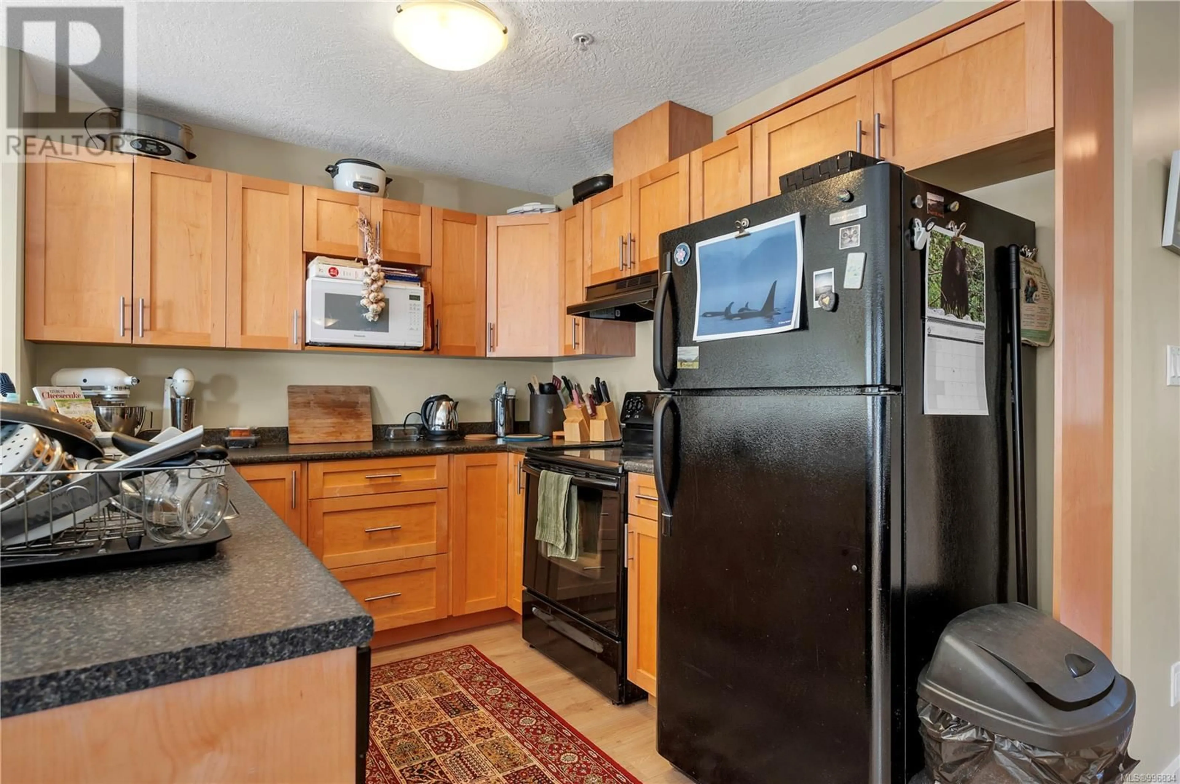 Standard kitchen, unknown for 106 - 701 HILCHEY ROAD, Campbell River British Columbia V9W0A2