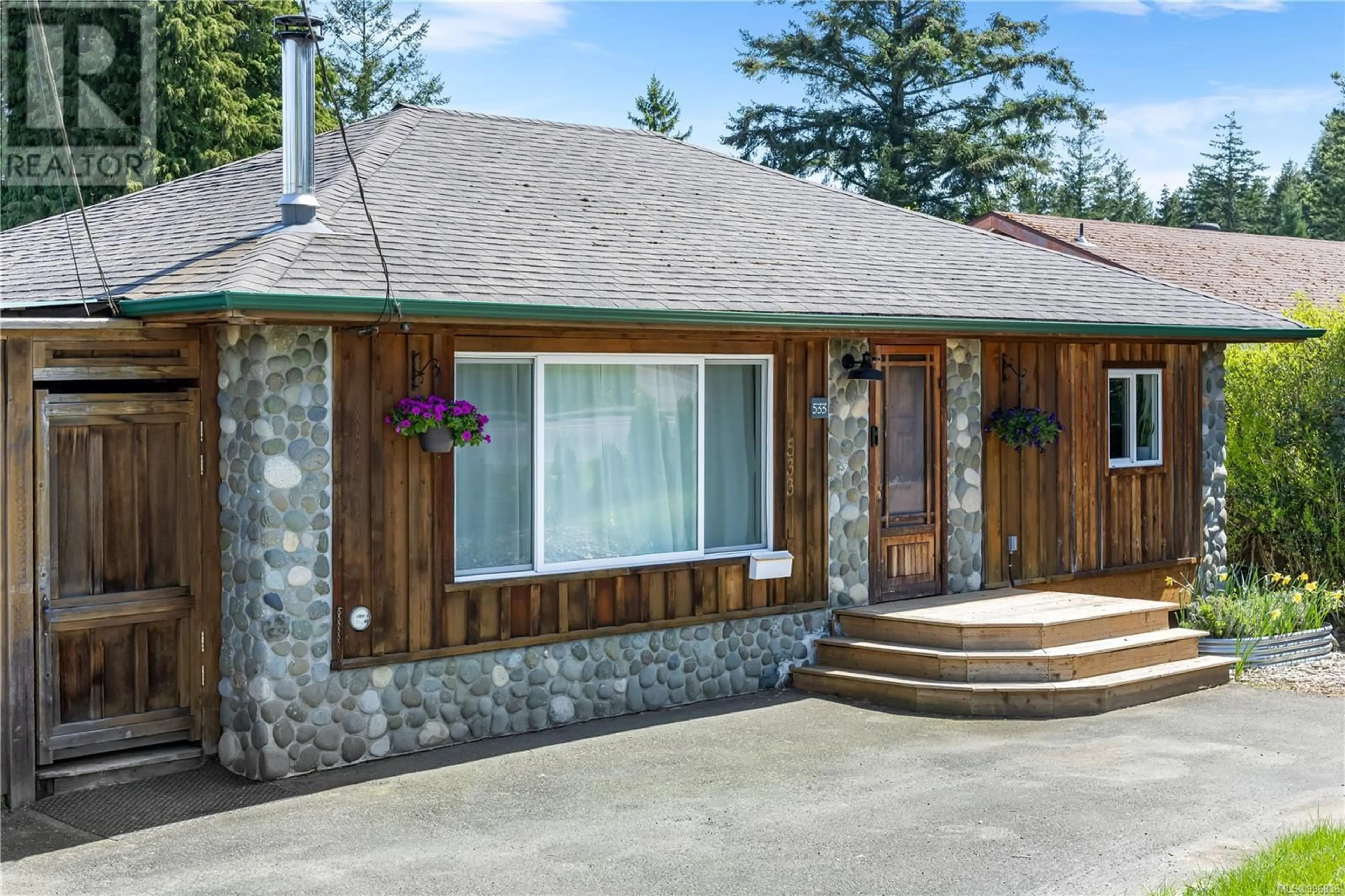 Unknown for 533 ALDER STREET, Campbell River British Columbia V9W2N9