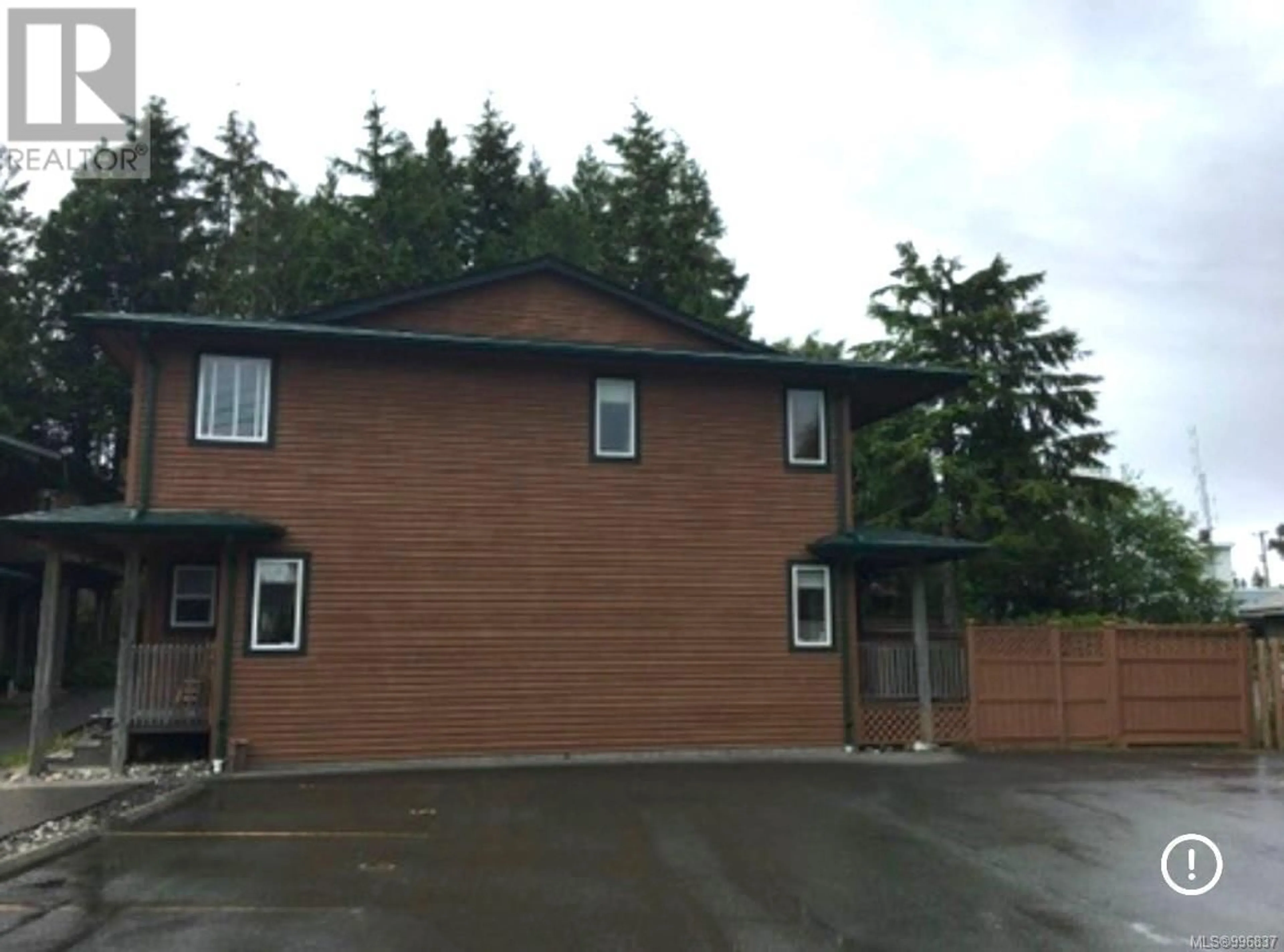 A pic from outside/outdoor area/front of a property/back of a property/a pic from drone, building for 8 - 1545 LARCH ROAD, Ucluelet British Columbia V0R3A0