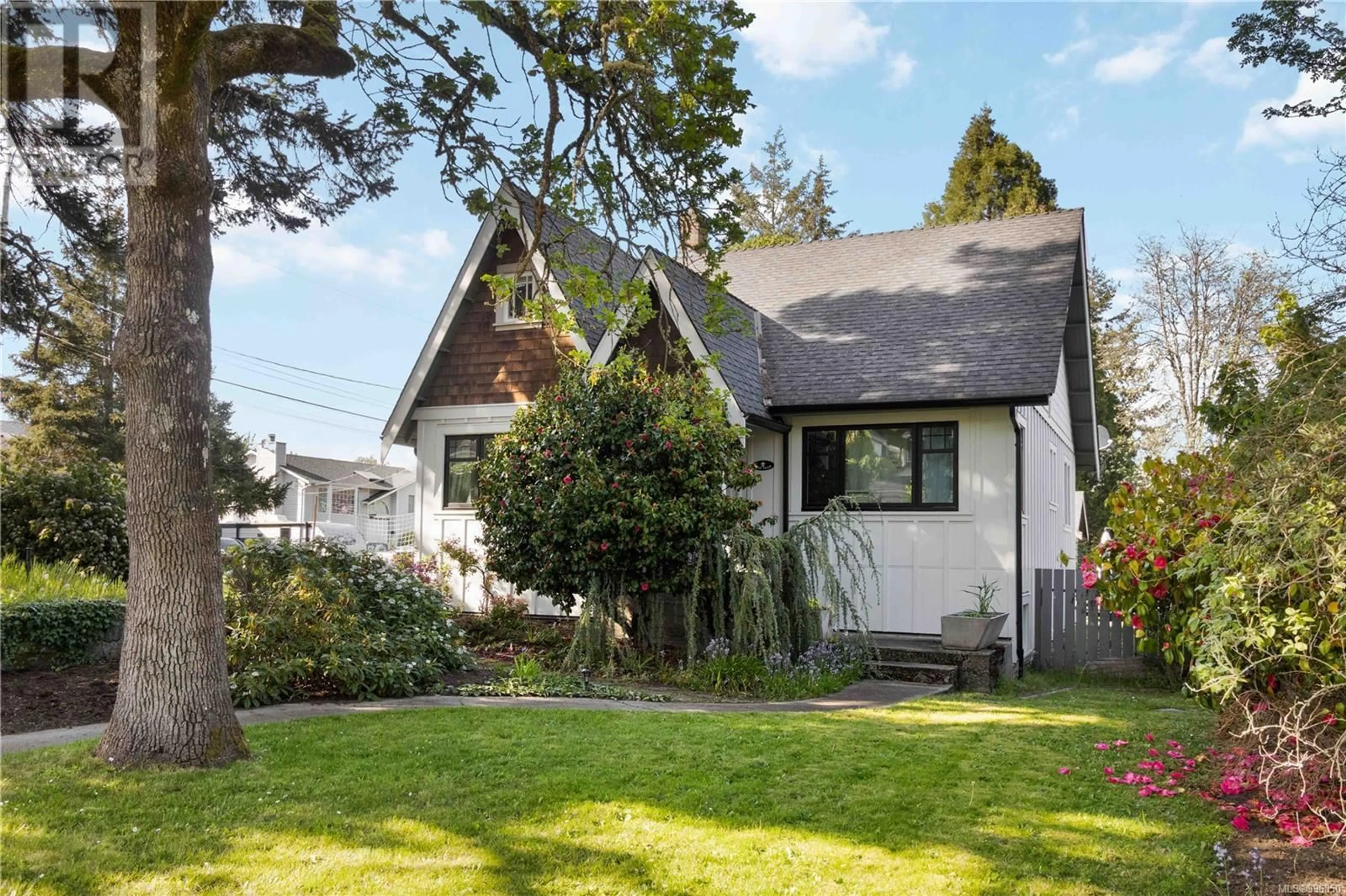 Unknown for 1060 TULIP AVENUE, Saanich British Columbia V8Z2P9