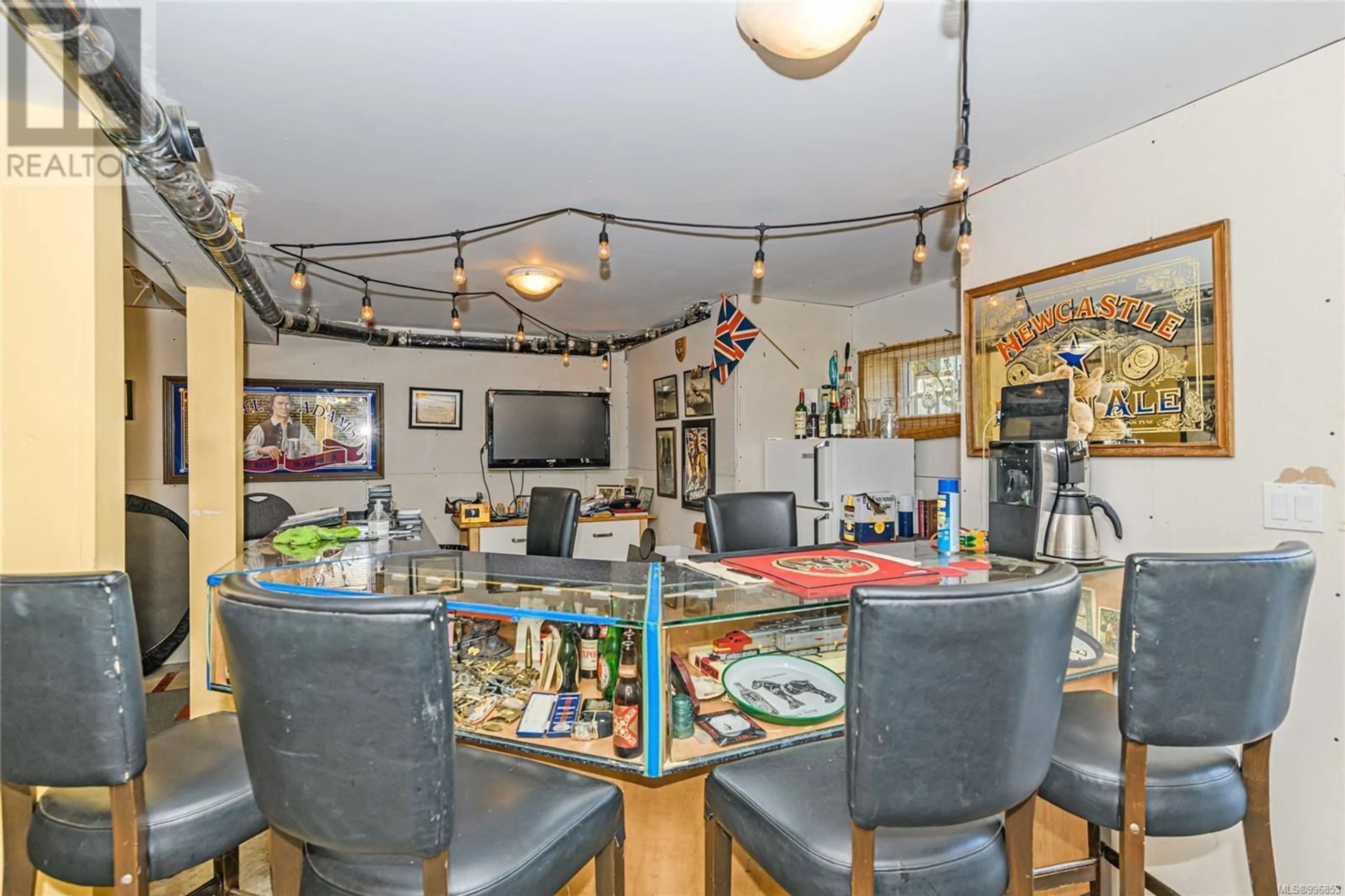 Dining room, unknown for 1016 PEMBERTON ROAD, Victoria British Columbia V8S3R6