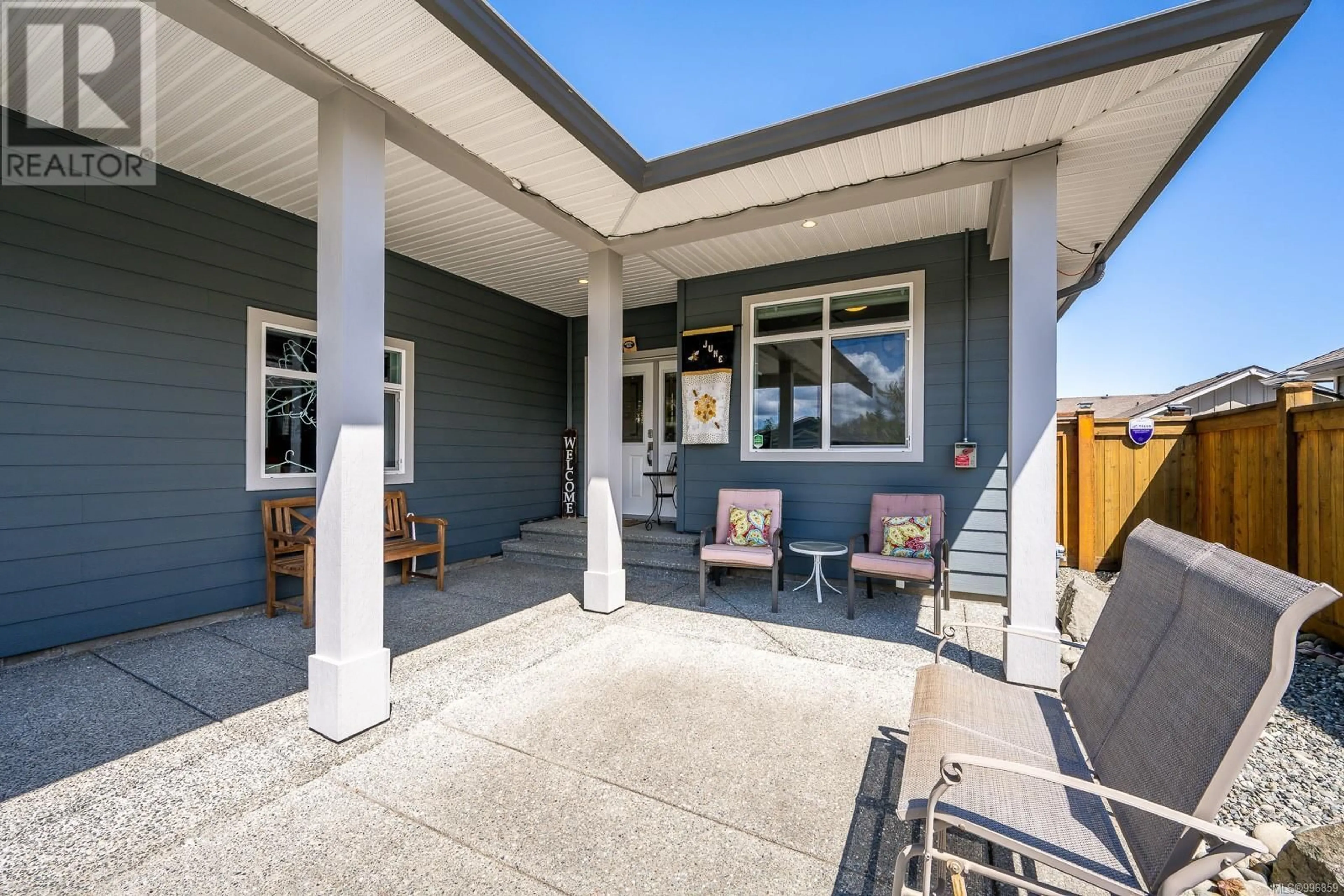 Patio, unknown for 80 NIKOLA ROAD, Campbell River British Columbia V9W0C9