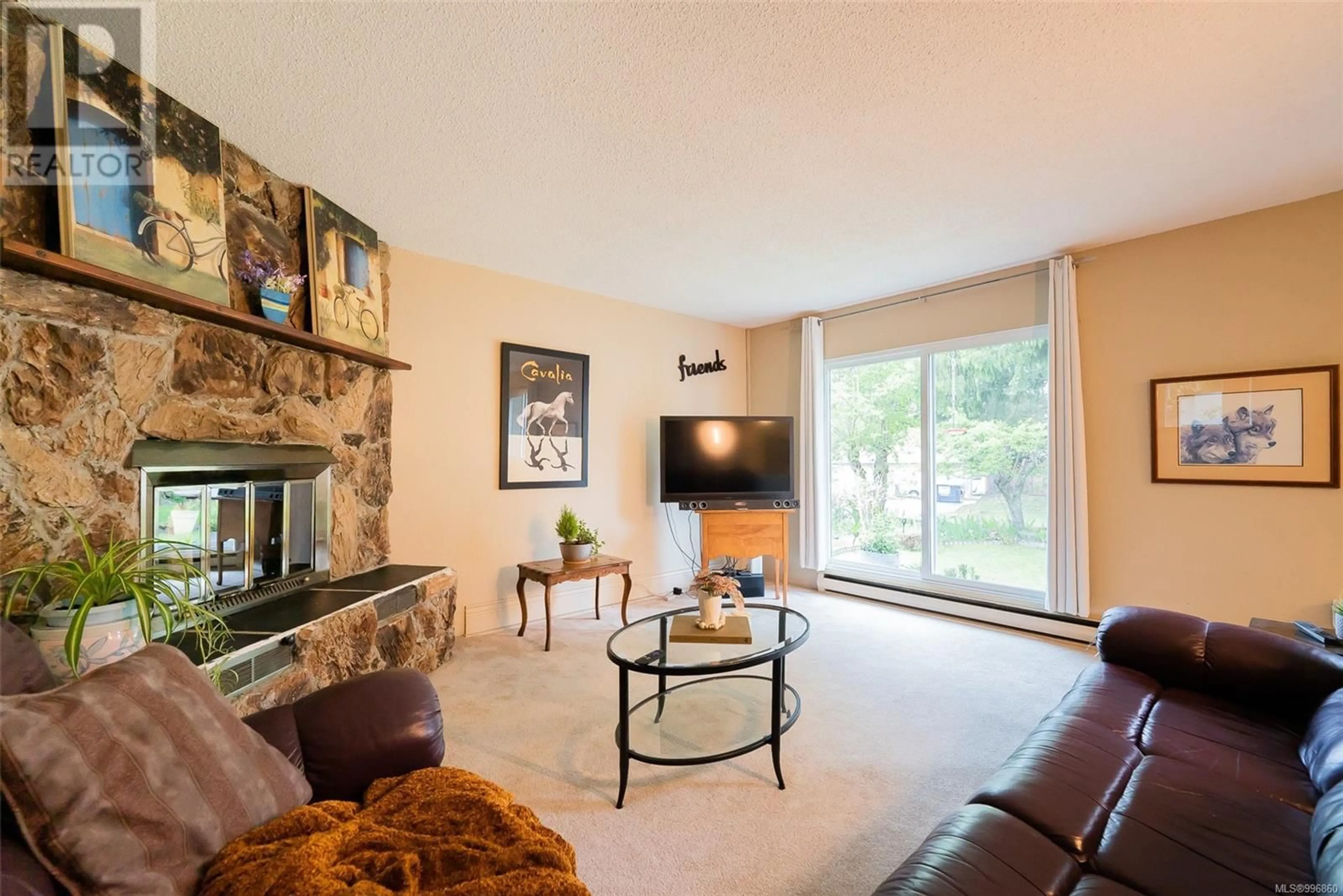 Living room with furniture, unknown for 18 - 9 BUTTERTUBS DRIVE, Nanaimo British Columbia V9R3X8