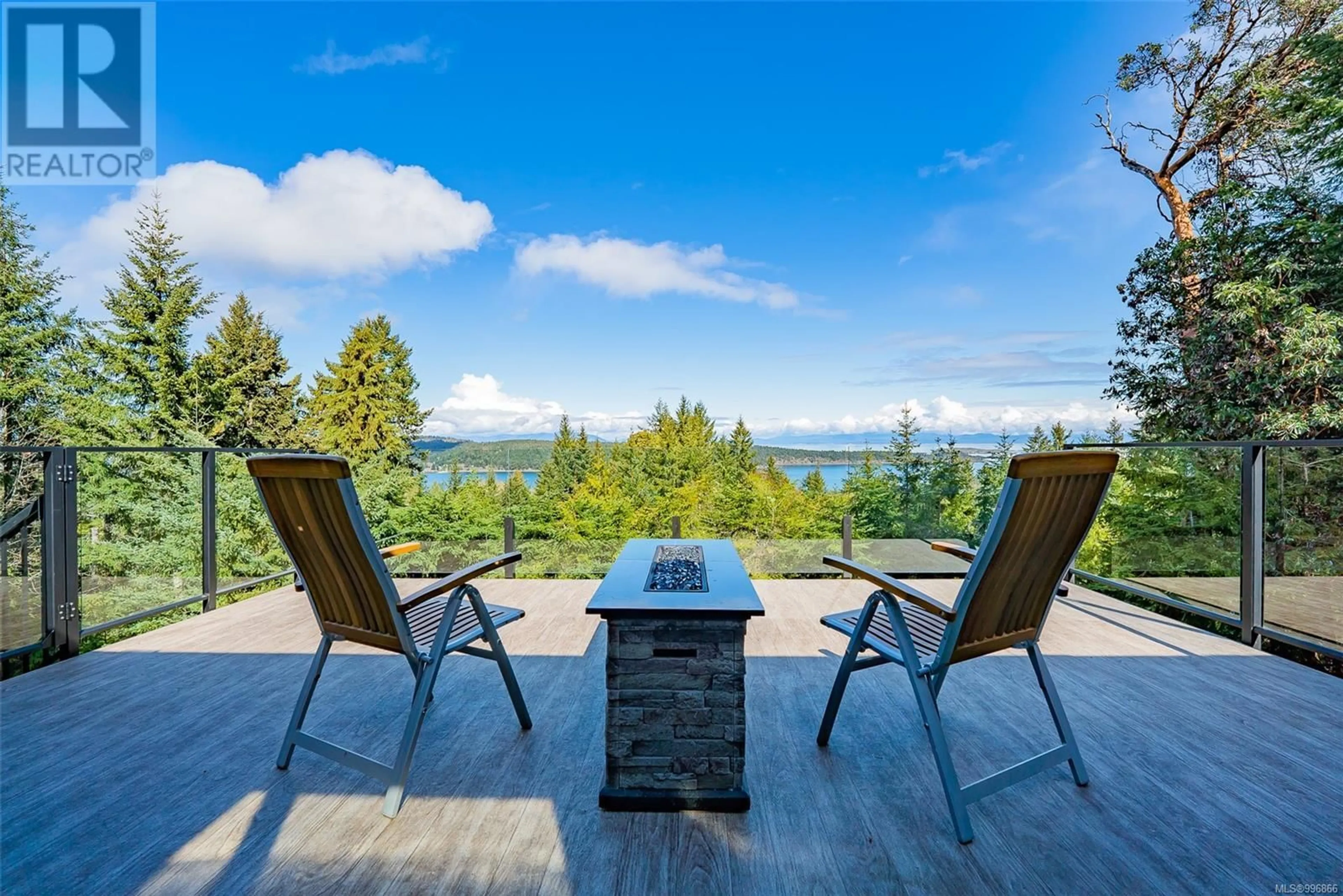 Patio, water/lake/river/ocean view for 8170 SOUTHWIND DRIVE, Lantzville British Columbia V0R2H0