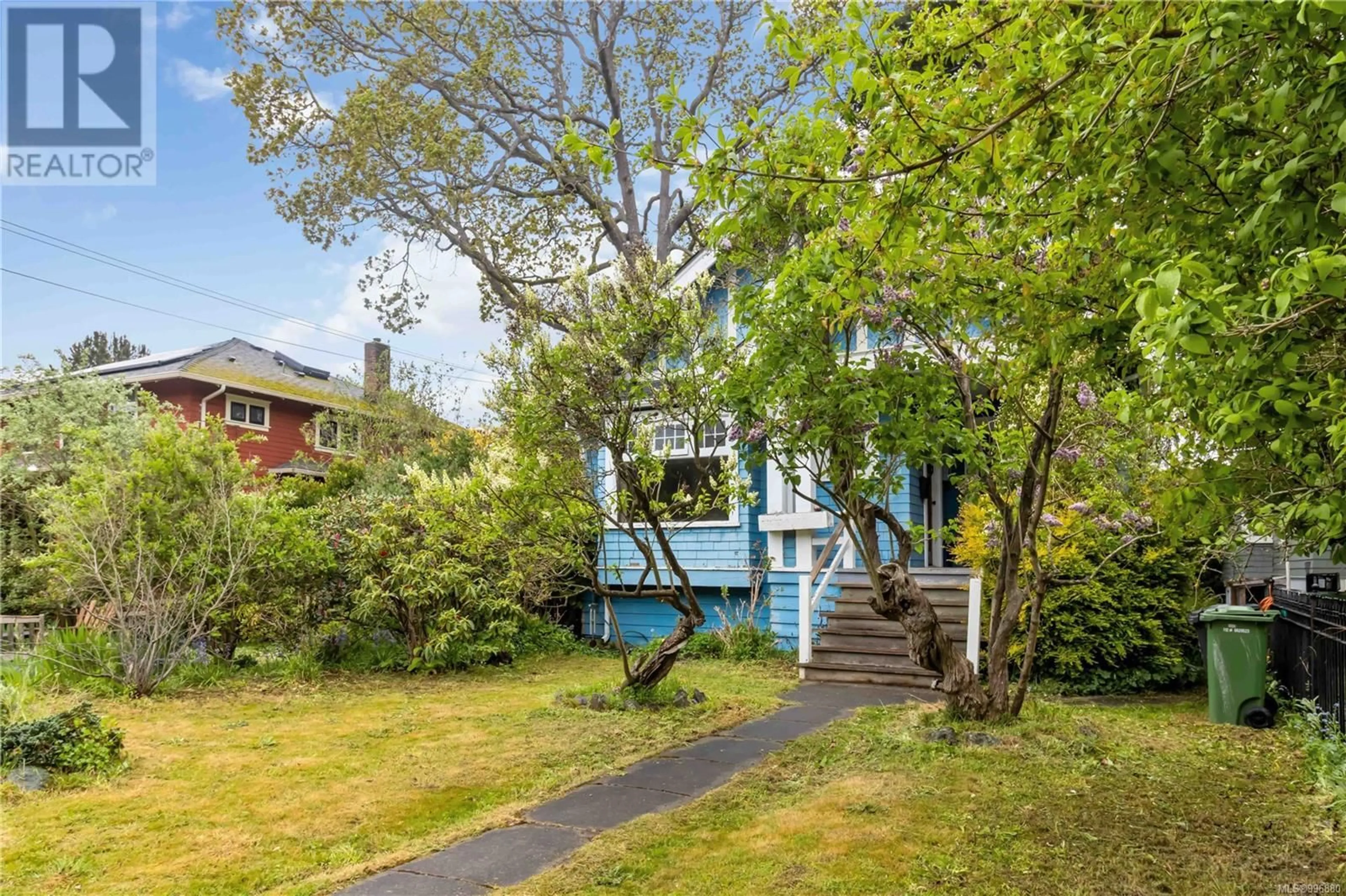 Unknown for 1020 CHAMBERLAIN STREET, Victoria British Columbia V8S4B9