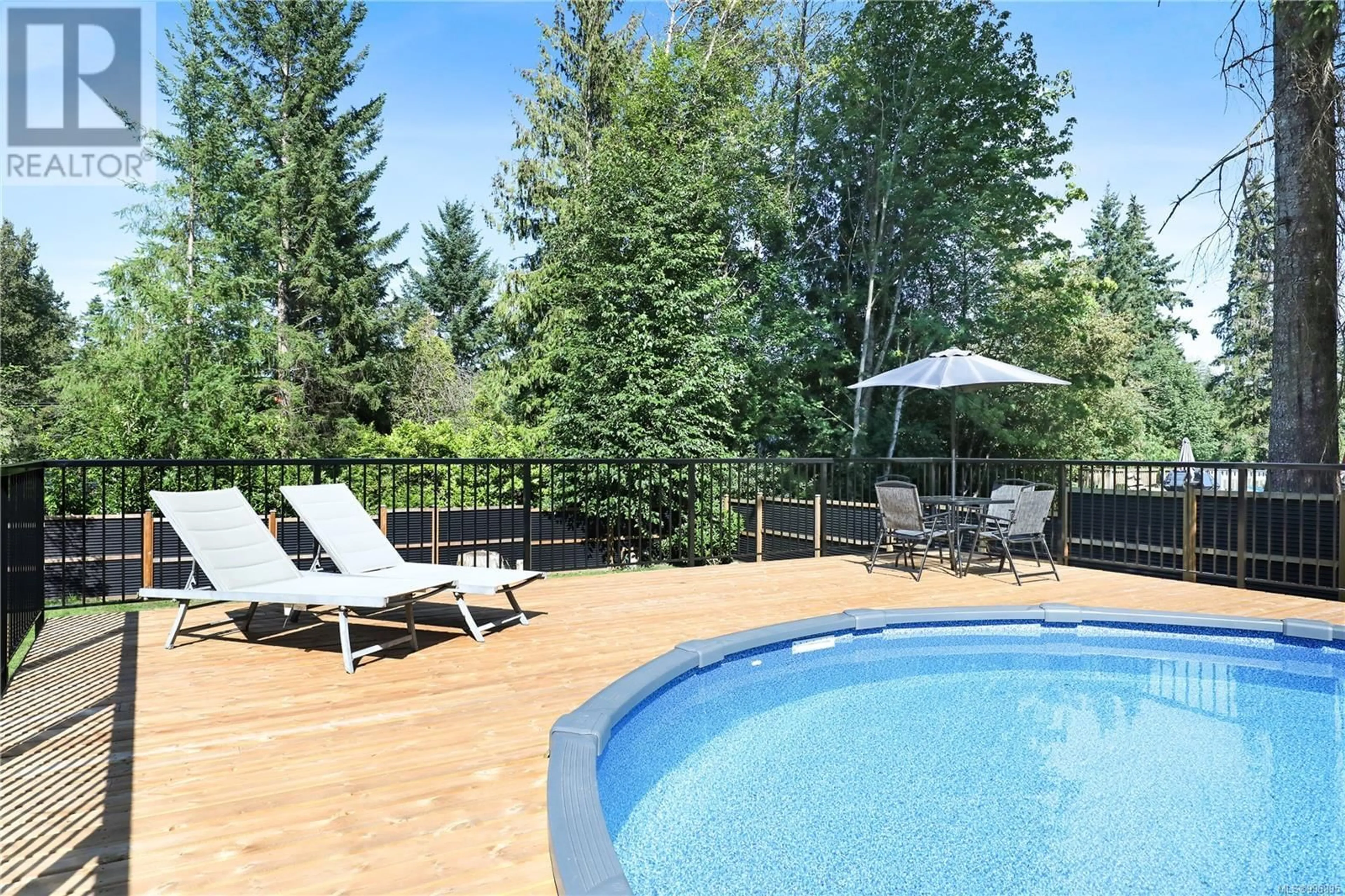 Pool for 84 LEASH ROAD, Courtenay British Columbia V9N9V2